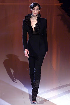 Emanuel Ungaro F/W 02 Look 40