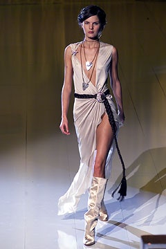 Emanuel Ungaro F/W 02 Look 48