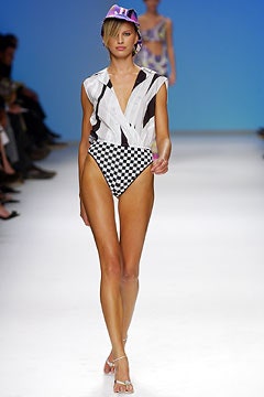 Emilio Pucci S/S 03 Look 33