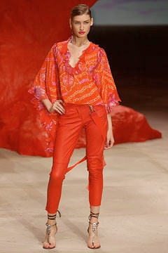 Emanuel Ungaro S/S 03 Look 32