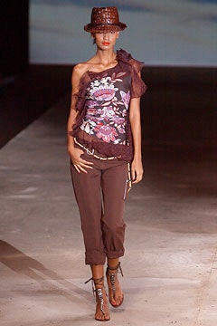 Emanuel Ungaro S/S 03 Look 37