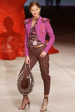 Emanuel Ungaro S/S 03 Look 38