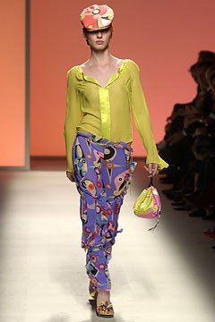 Emilio Pucci S/S 04 Look 38