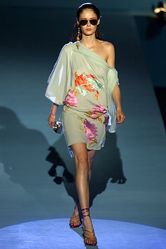 Emanuel Ungaro S/S 04 Look 8