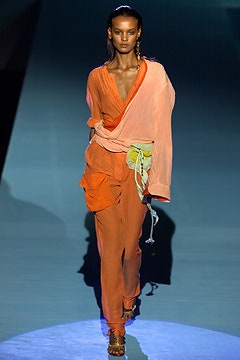 Emanuel Ungaro S/S 04 Look 15