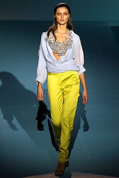 Emanuel Ungaro S/S 04 Look 18