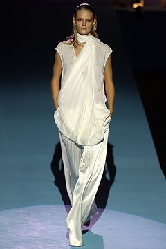 Emanuel Ungaro S/S 04 Look 29