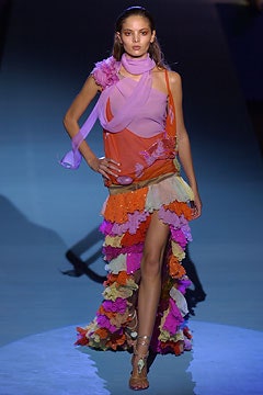 Emanuel Ungaro S/S 04 Look 52