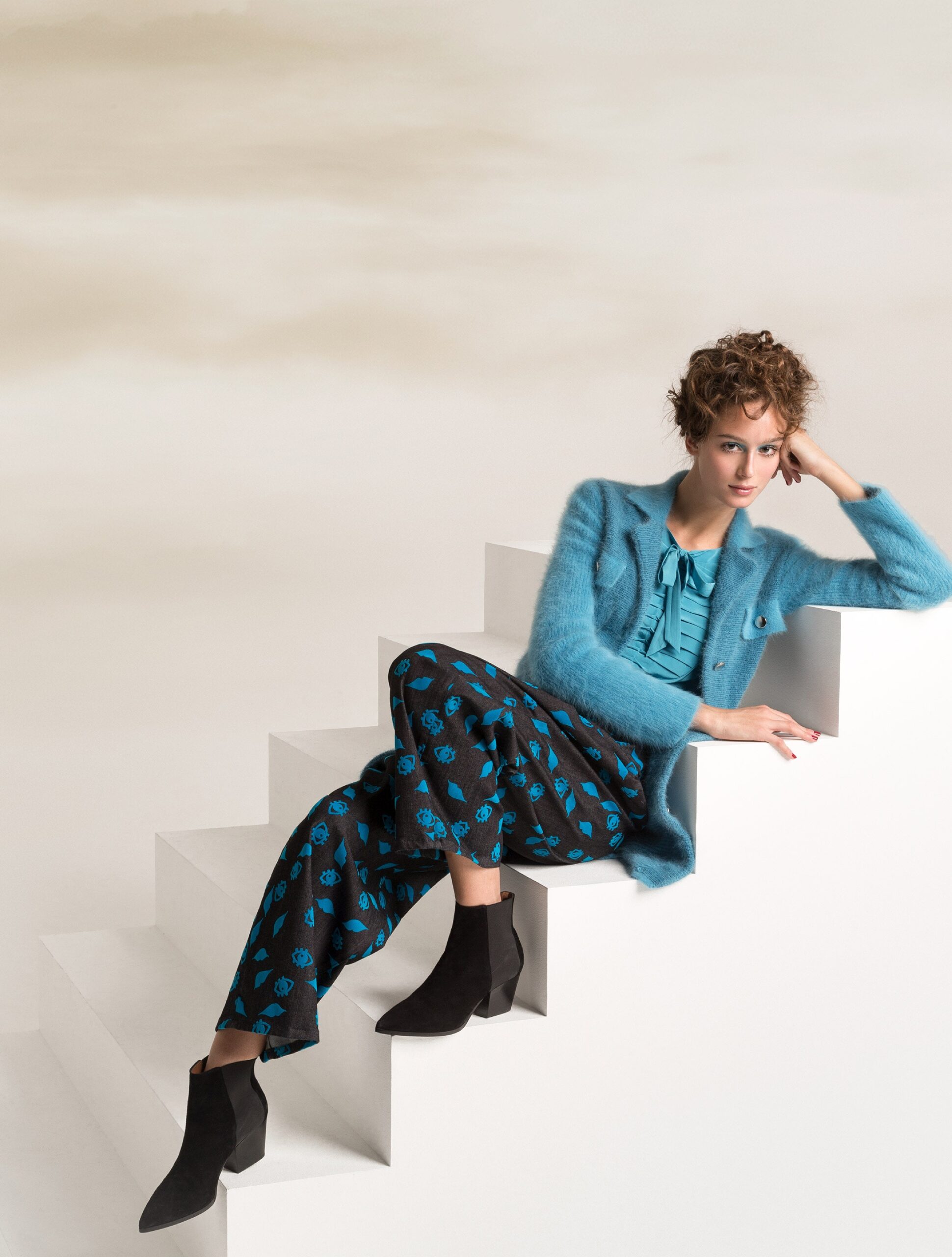 Emporio Armani F/W 17 Look 13