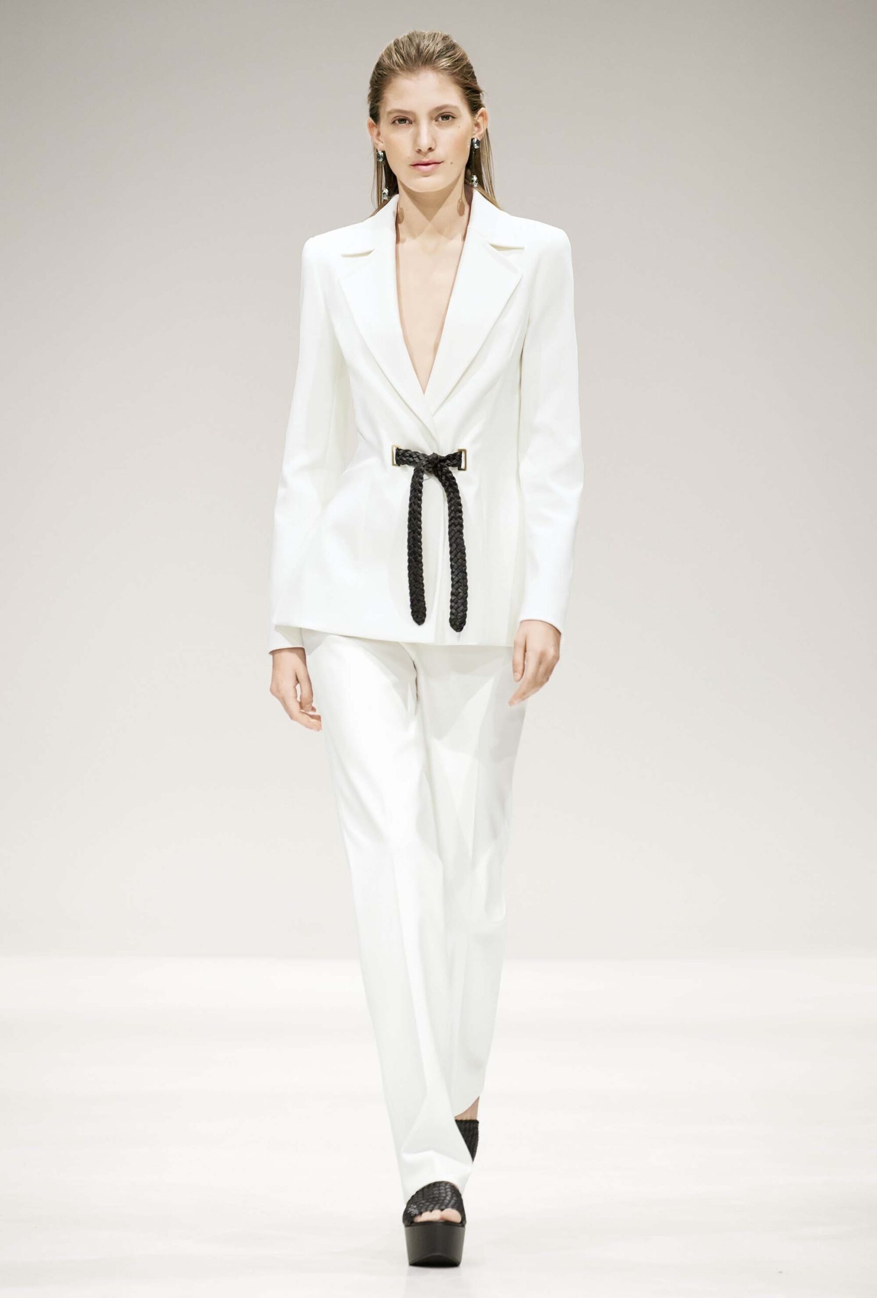 Escada S/S 17 Look 17