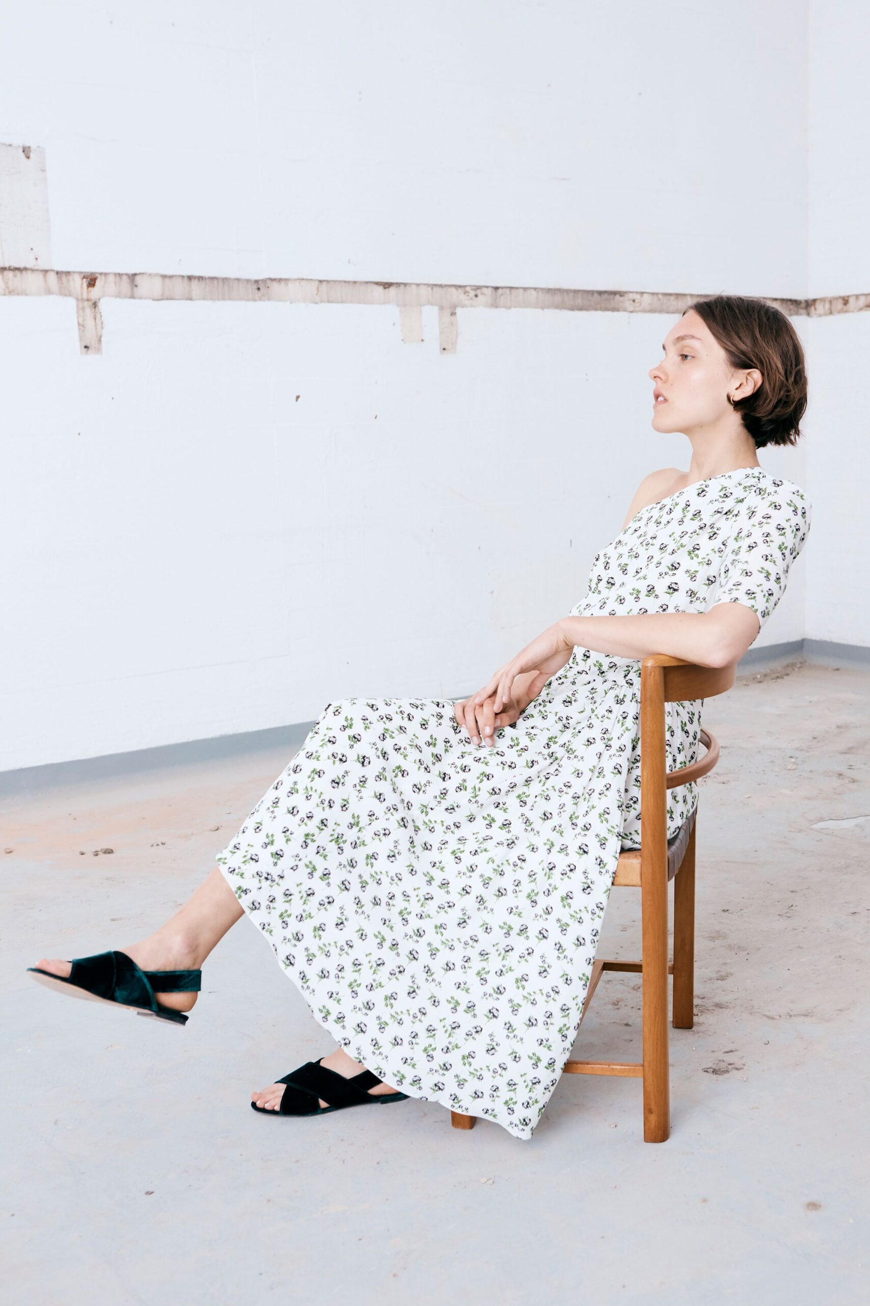Emilia Wickstead Resort 18 Look 33