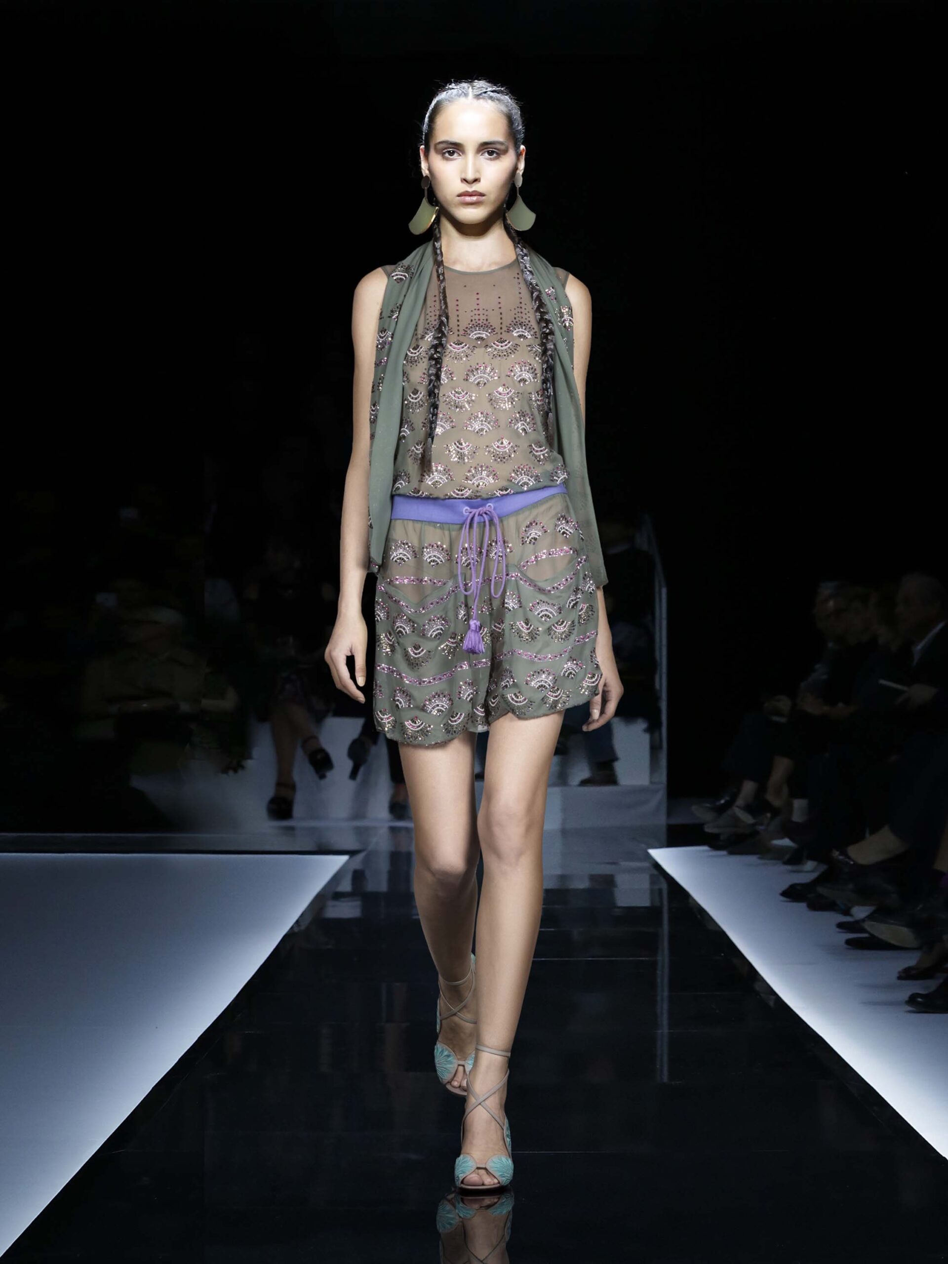 Emporio Armani S/S 17 Look 97