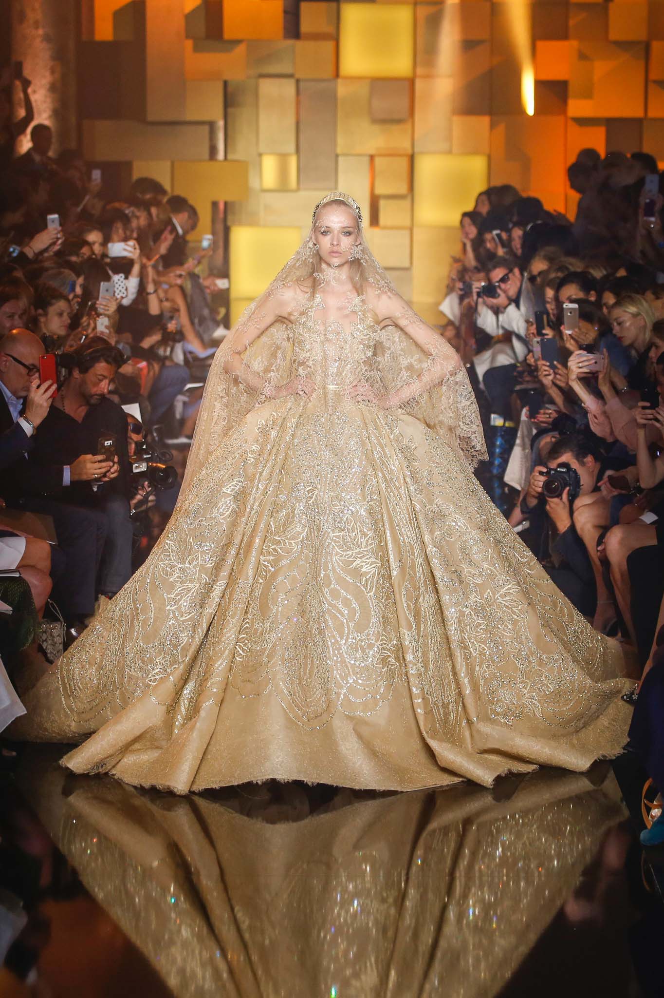 Elie Saab F/W 15 Couture Look 35