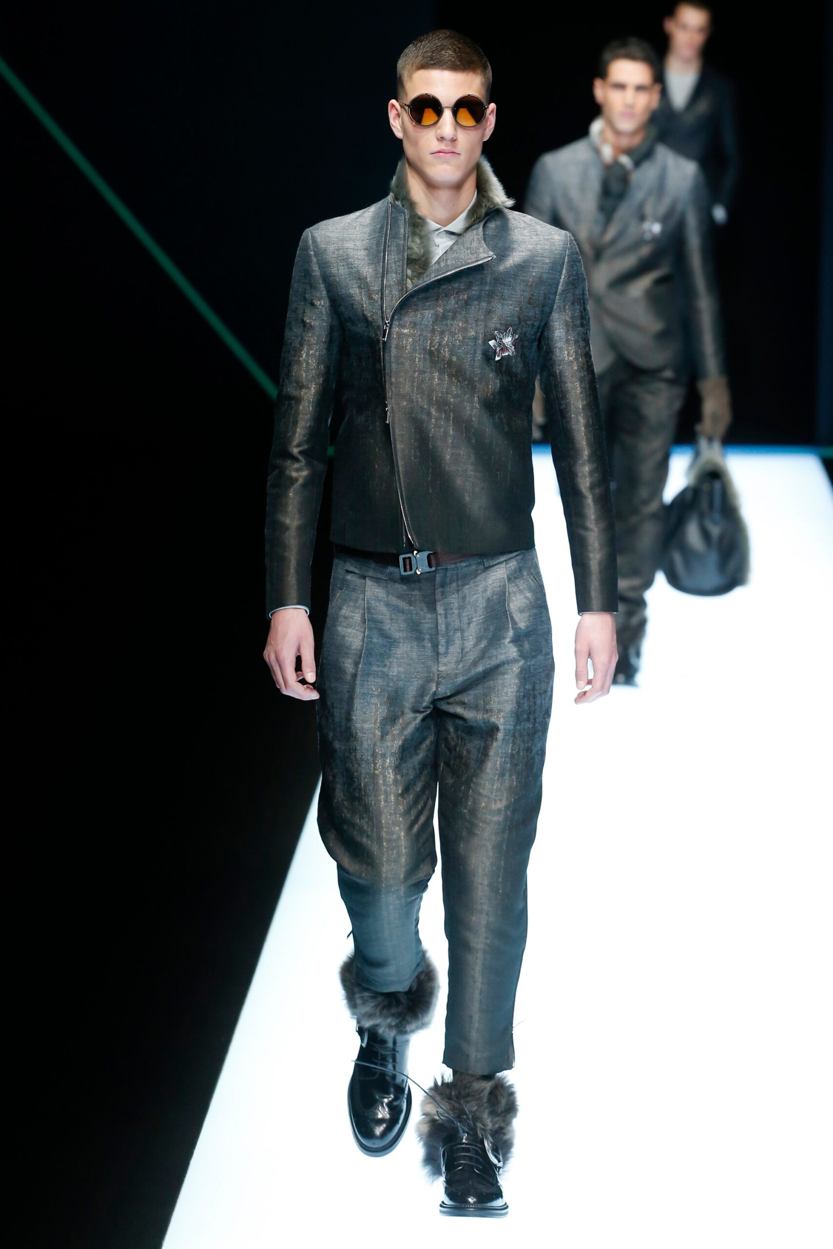 Emporio Armani F/W 18 Menswear Look 3