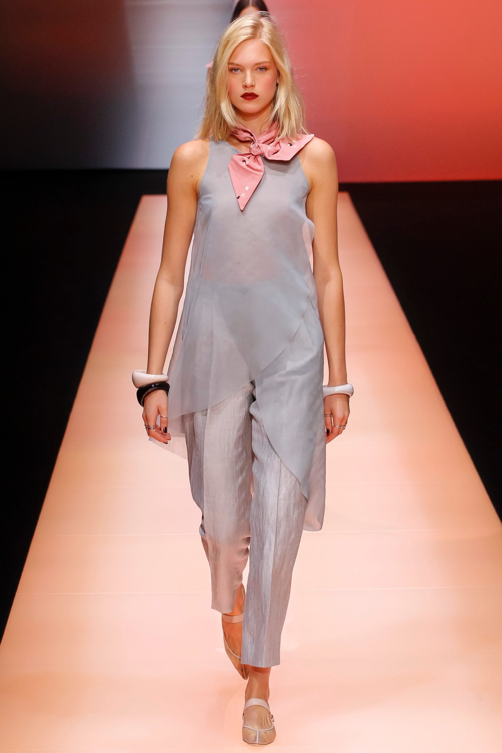 Emporio Armani S/S 16 Look 6