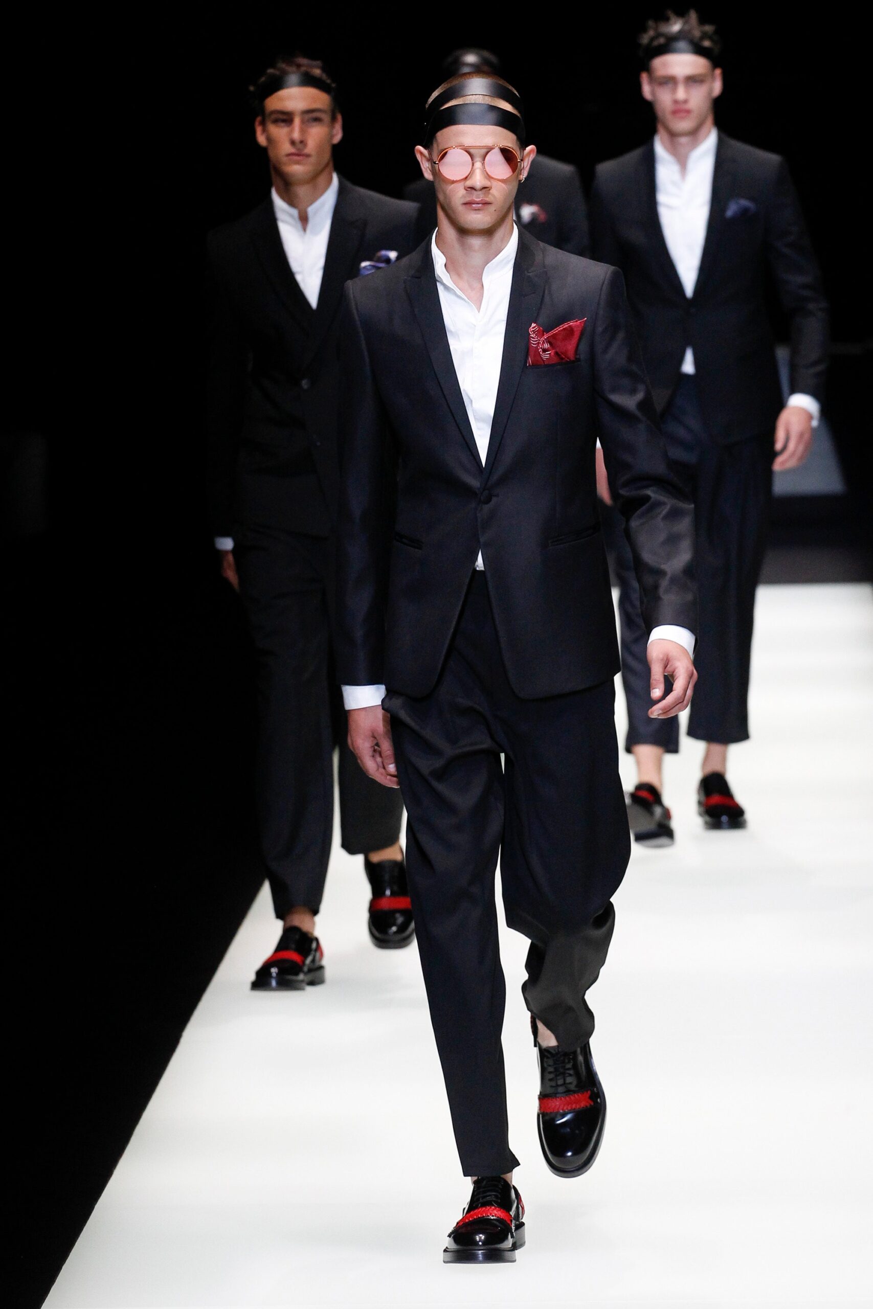 Emporio Armani S/S 18 Menswear Look 6