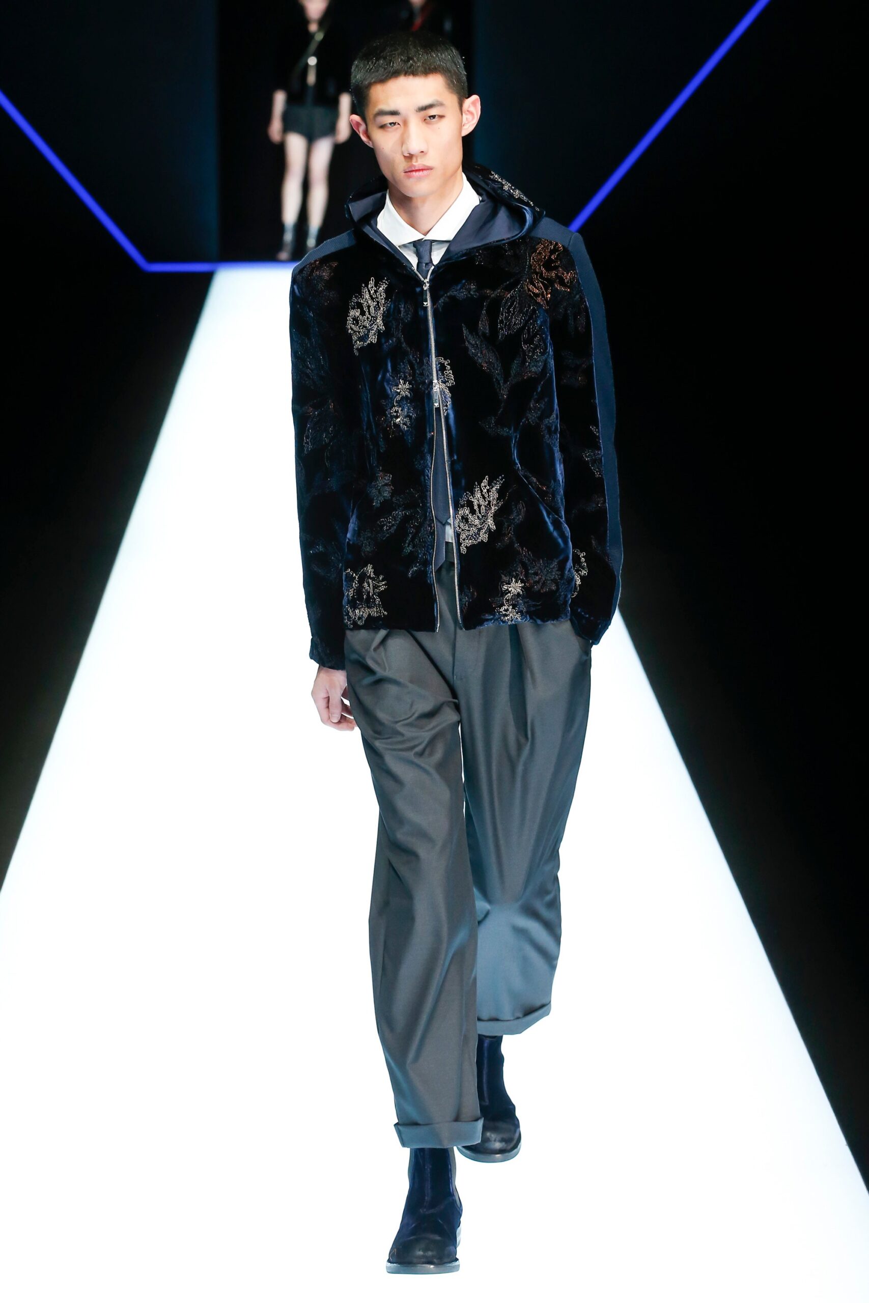 Emporio Armani F/W 18 Menswear Look 8
