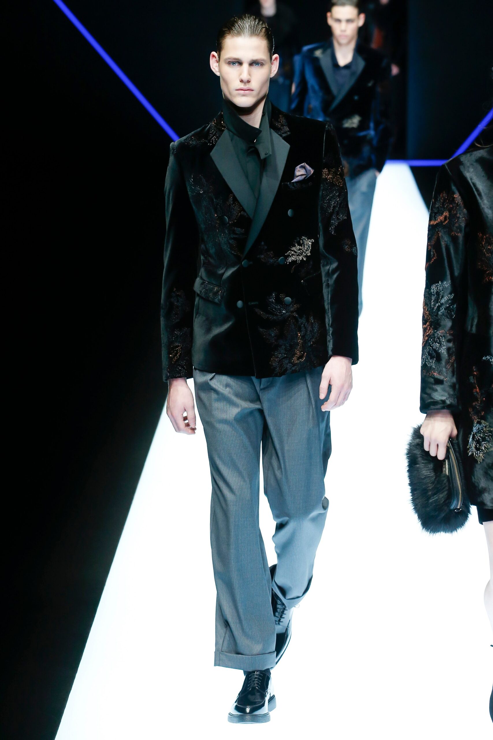 Emporio Armani F/W 18 Menswear Look 9