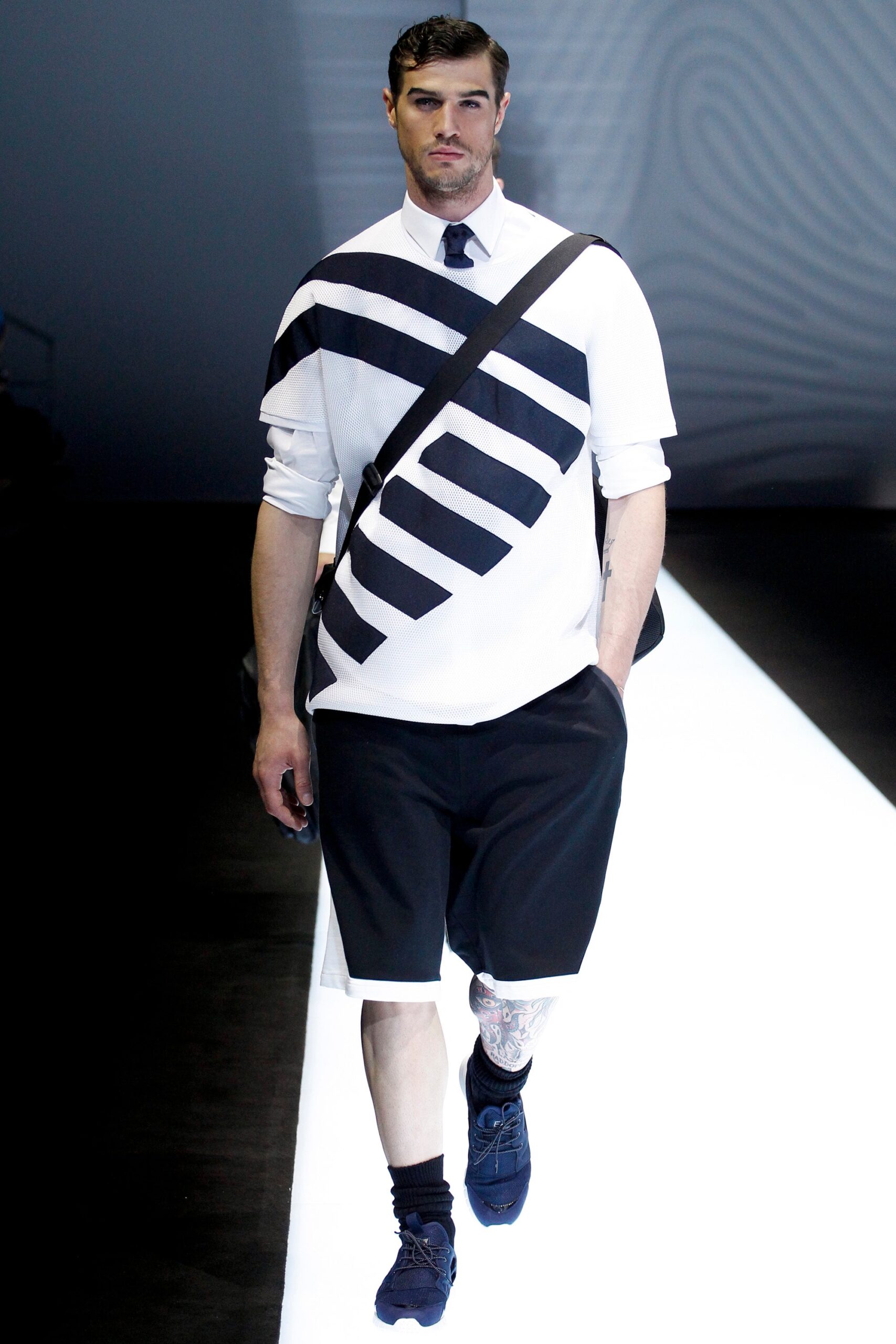 Emporio Armani S/S 17 Menswear Look 11