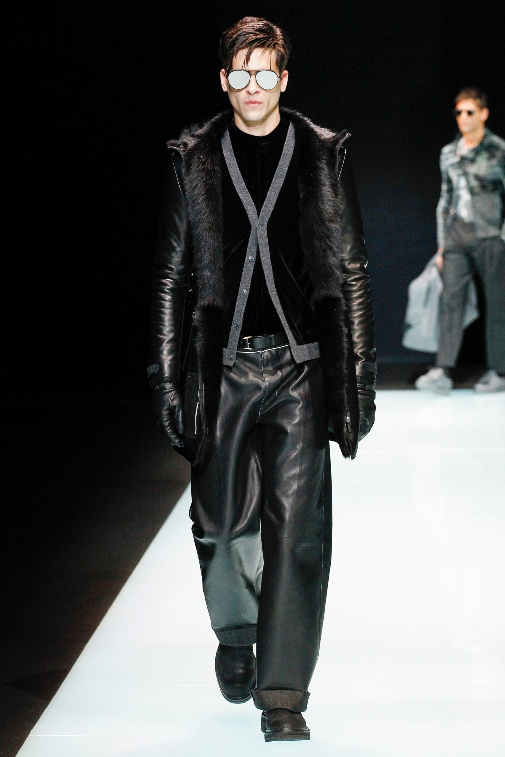 Emporio Armani F/W 16 Menswear Look 8
