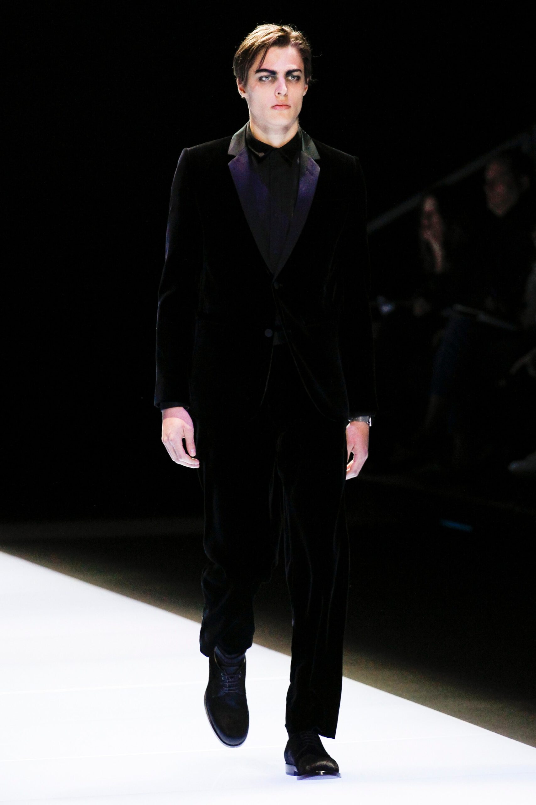Emporio Armani F/W 16 Menswear Look 13