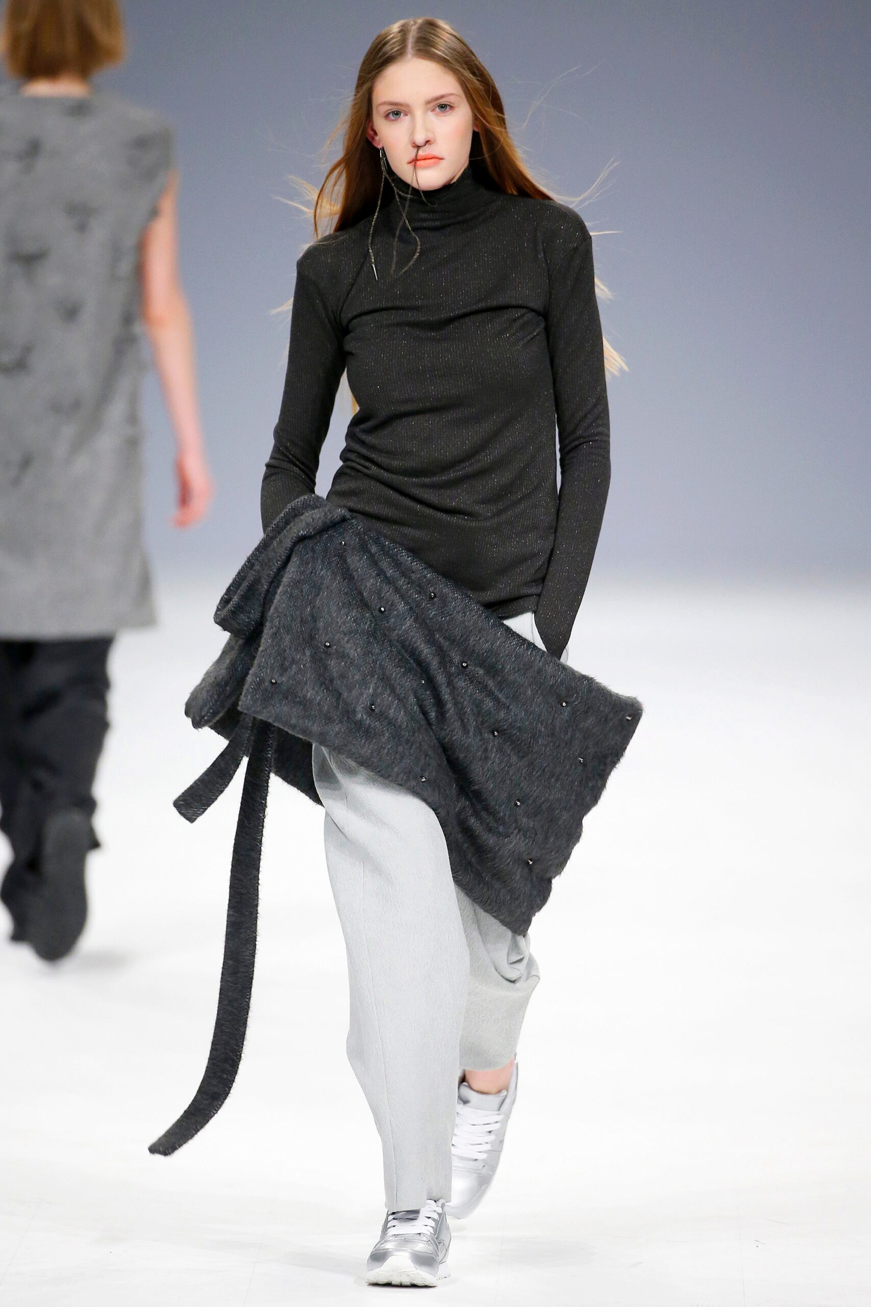 Elena Burenina Ukraine F/W 16 Look 13