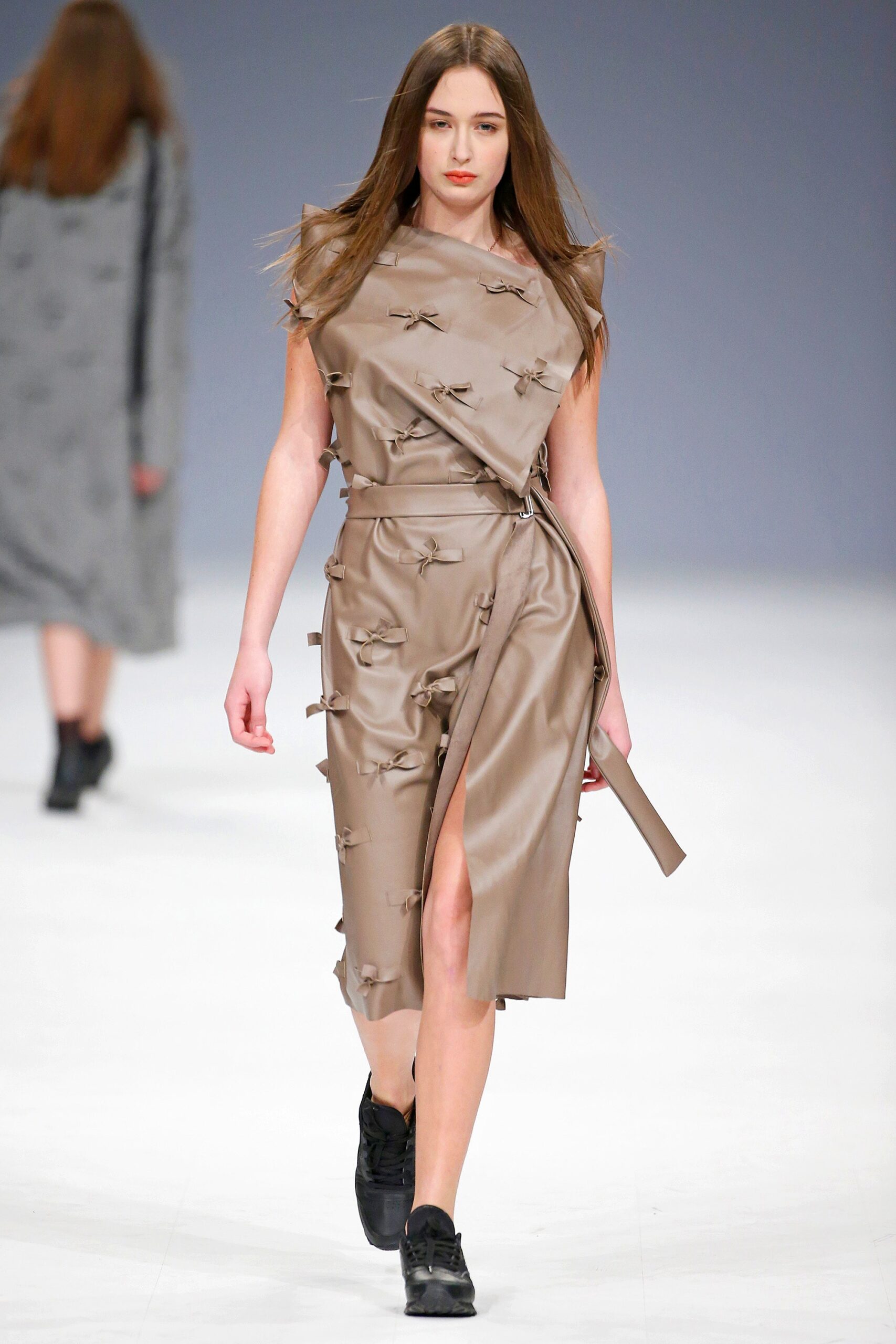 Elena Burenina Ukraine F/W 16 Look 15