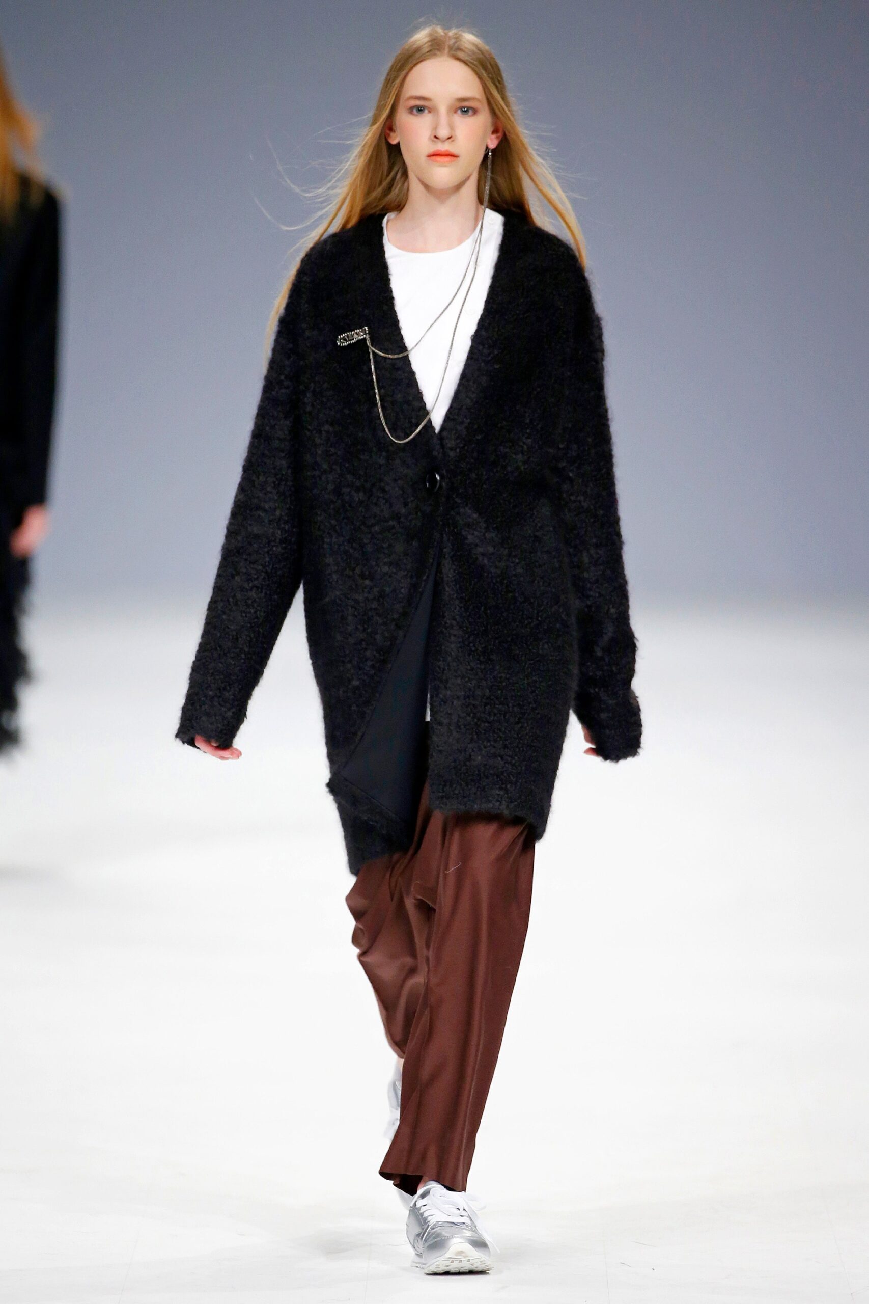 Elena Burenina Ukraine F/W 16 Look 23