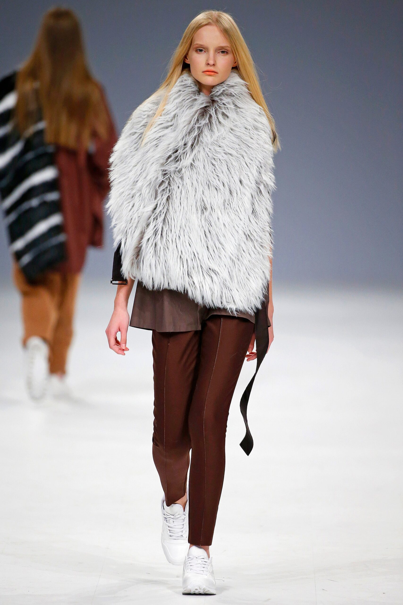 Elena Burenina Ukraine F/W 16 Look 30