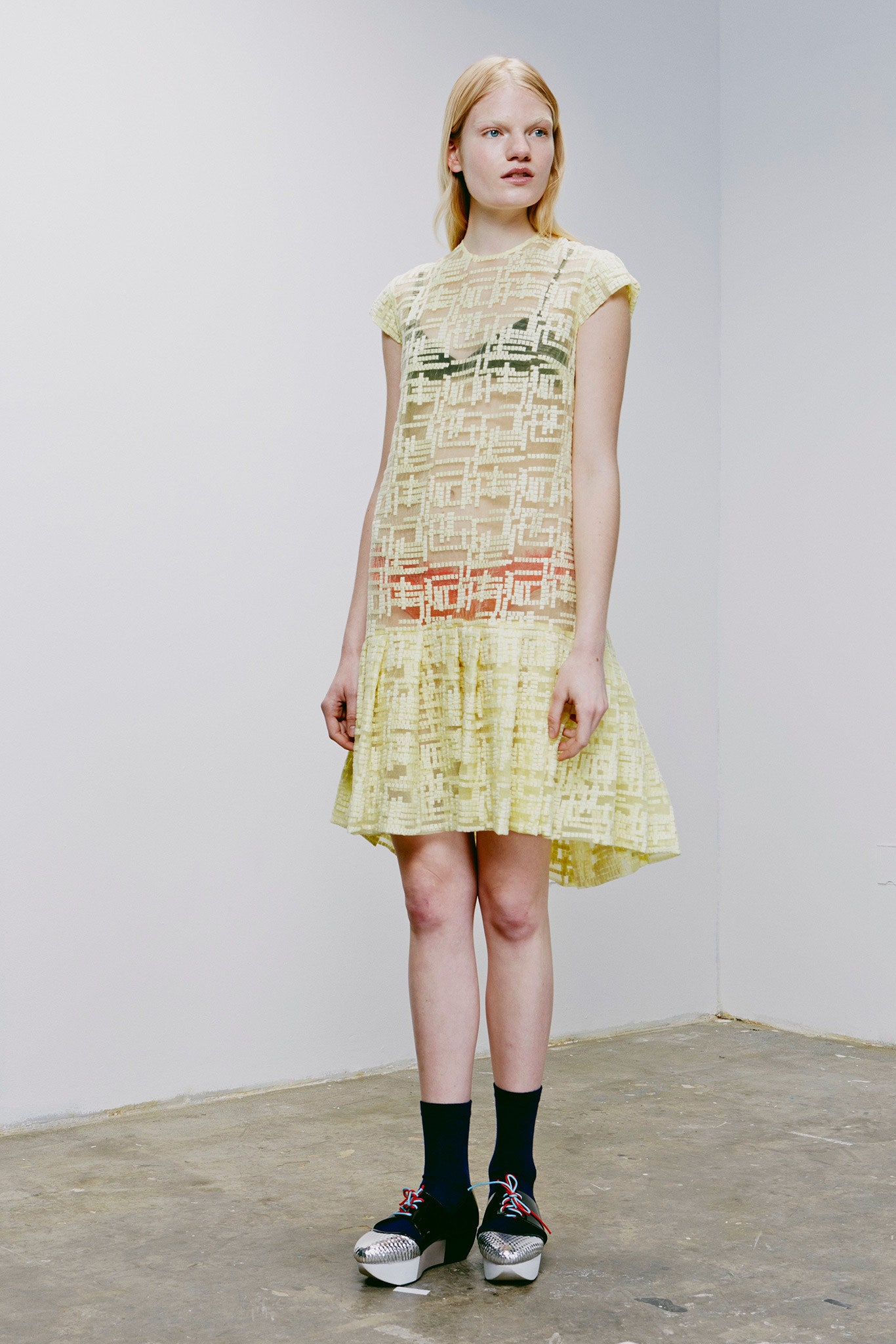 Eudon Choi Resort 15 Look 16