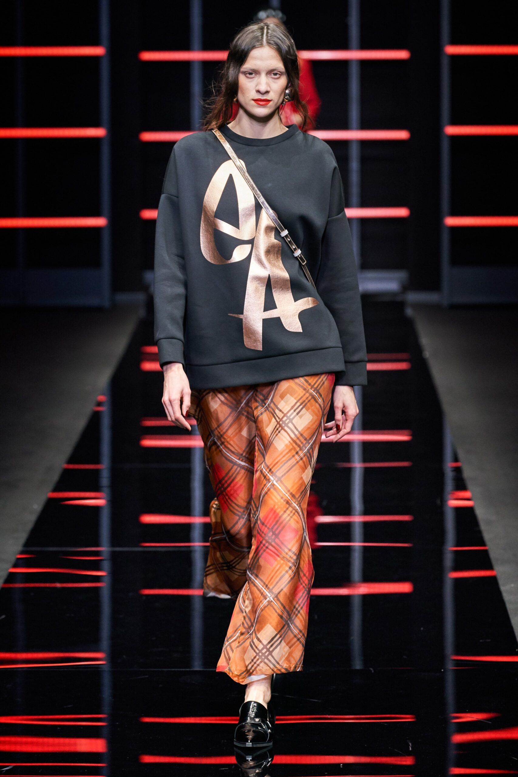 Emporio Armani F/W 19 Look 4