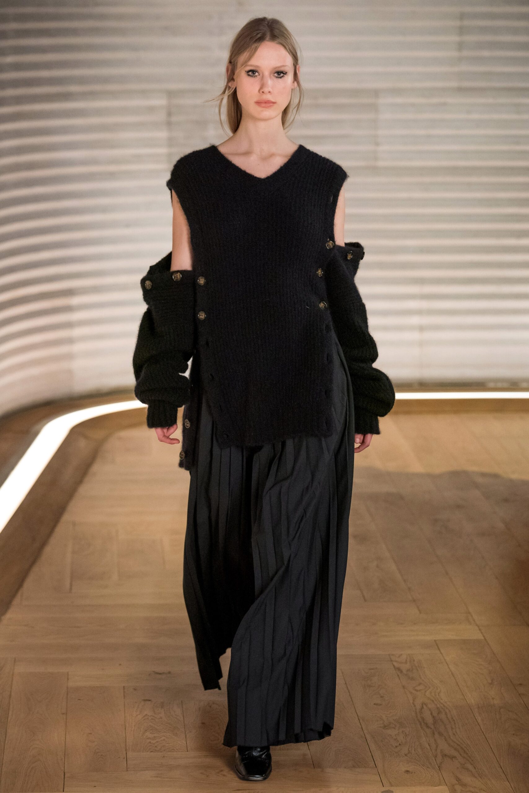 Each x Other F/W 19 Look 11