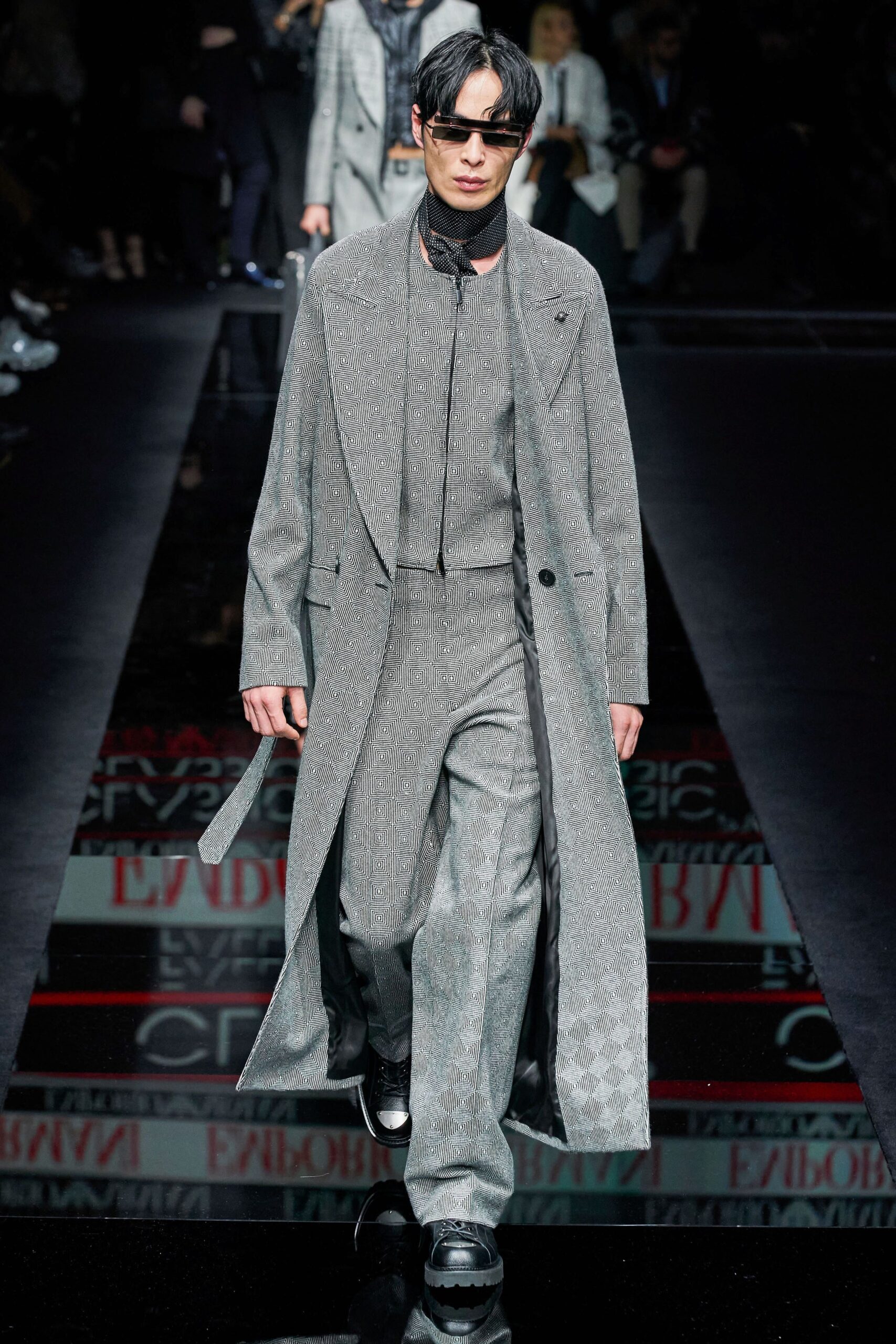 Emporio Armani F/W 20 Menswear Look 19