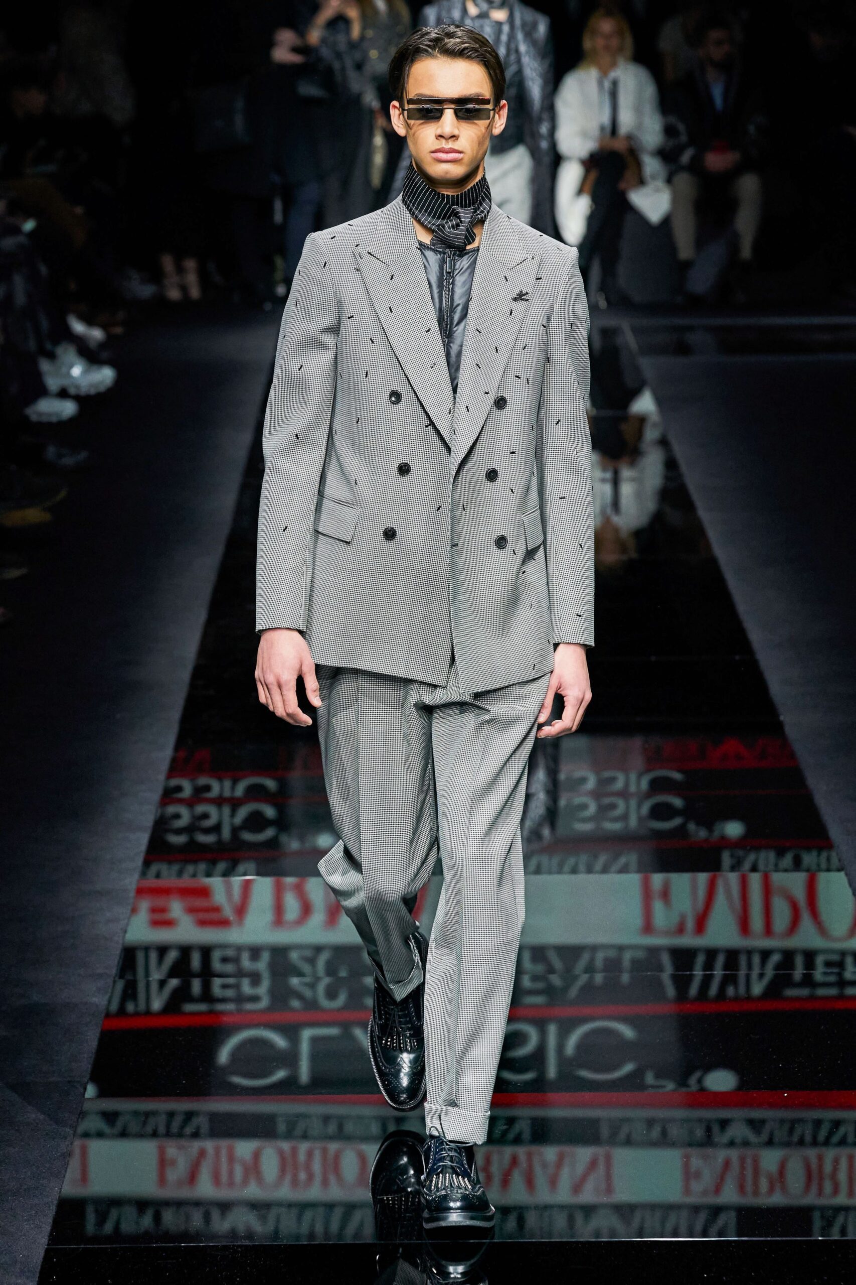 Emporio Armani F/W 20 Menswear Look 21