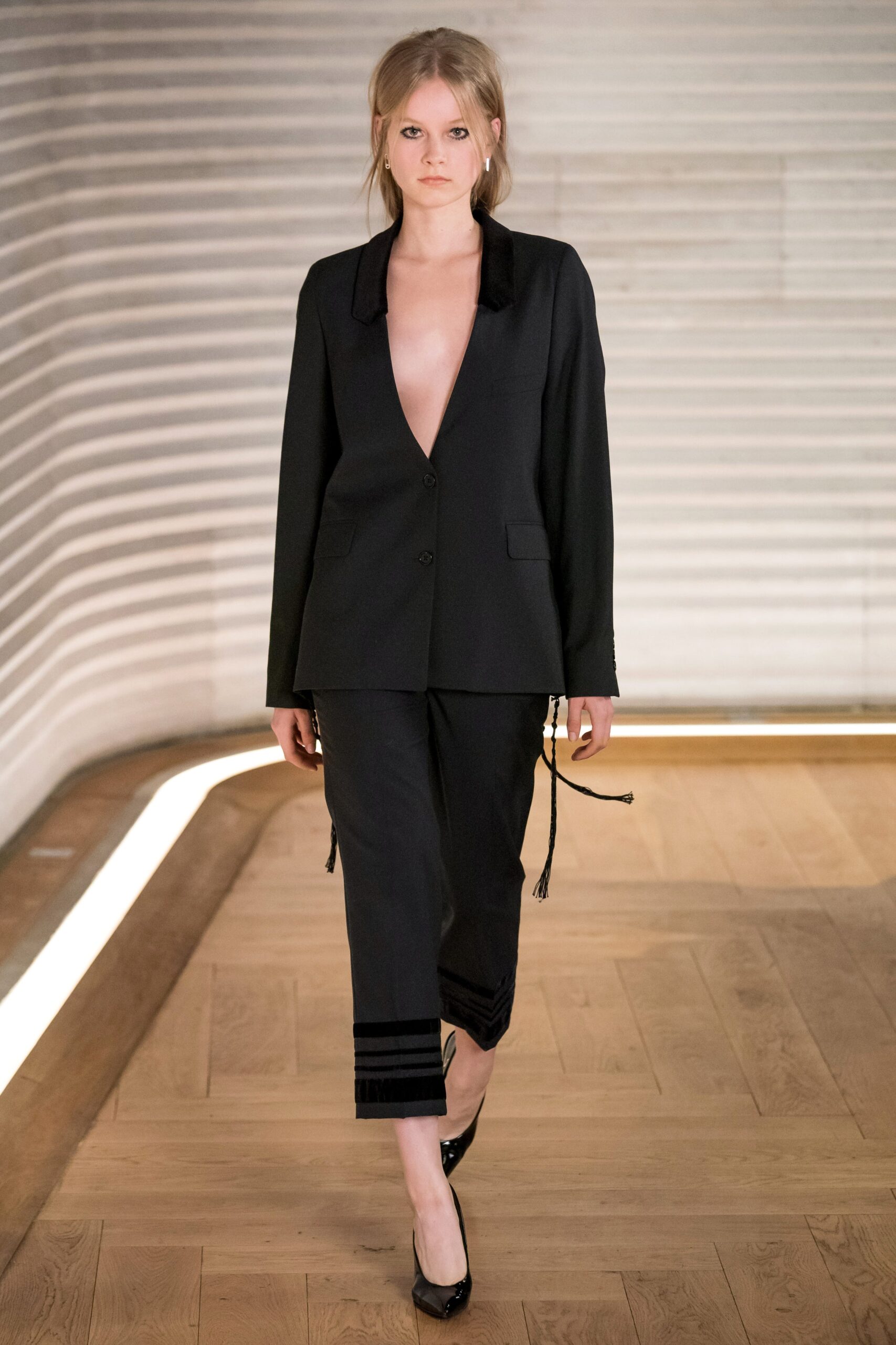 Each x Other F/W 19 Look 16
