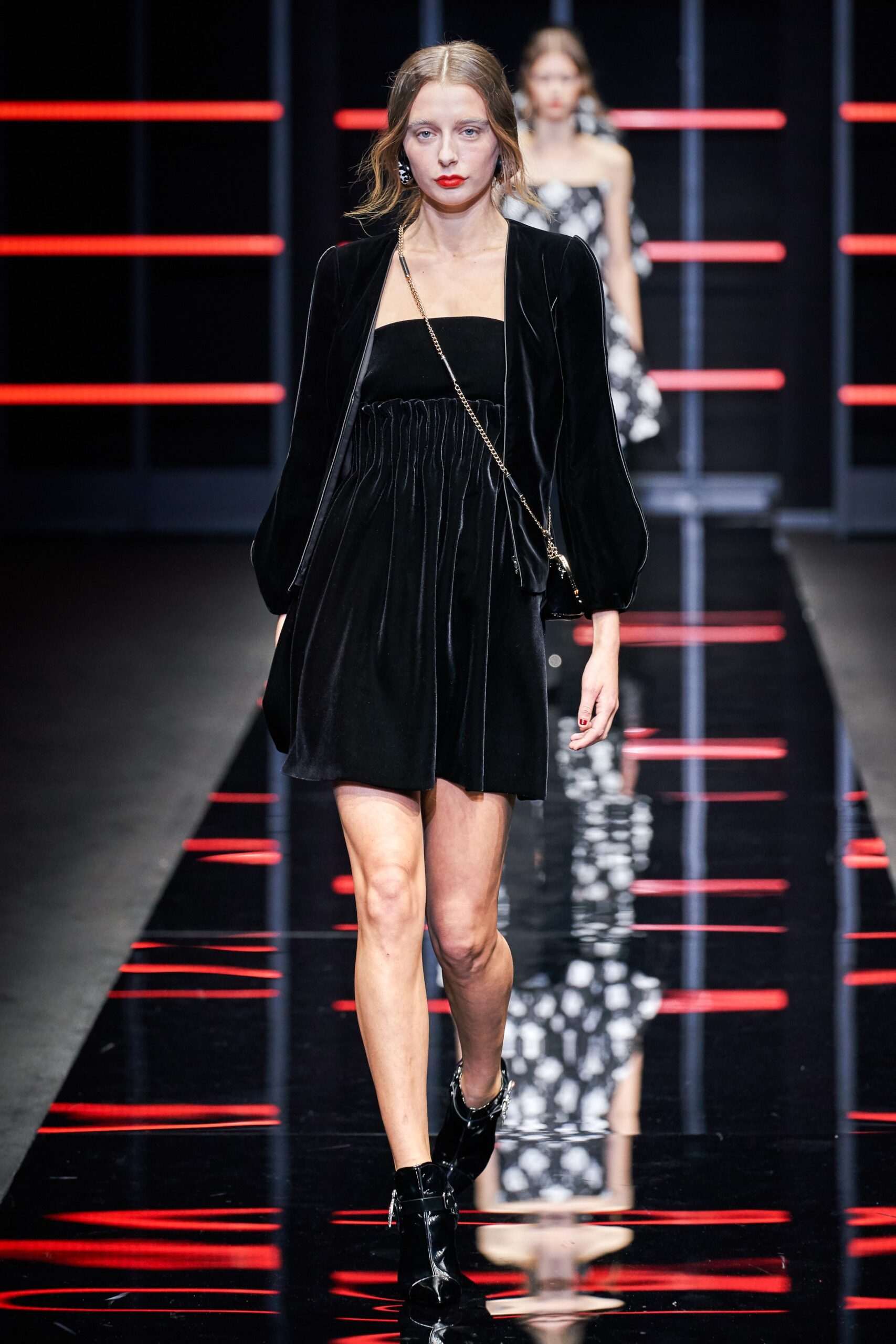 Emporio Armani F/W 19 Look 25