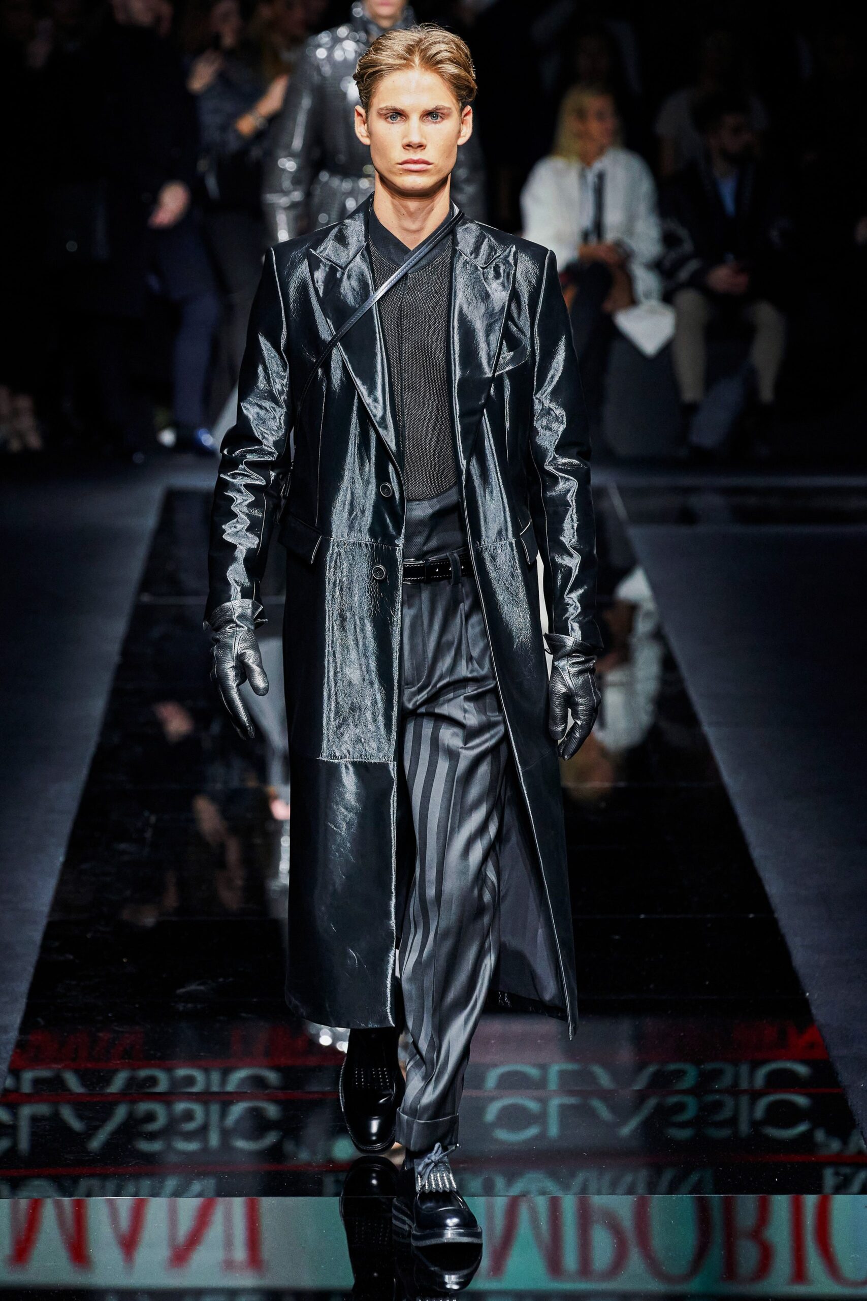 Emporio Armani F/W 20 Menswear Look 30