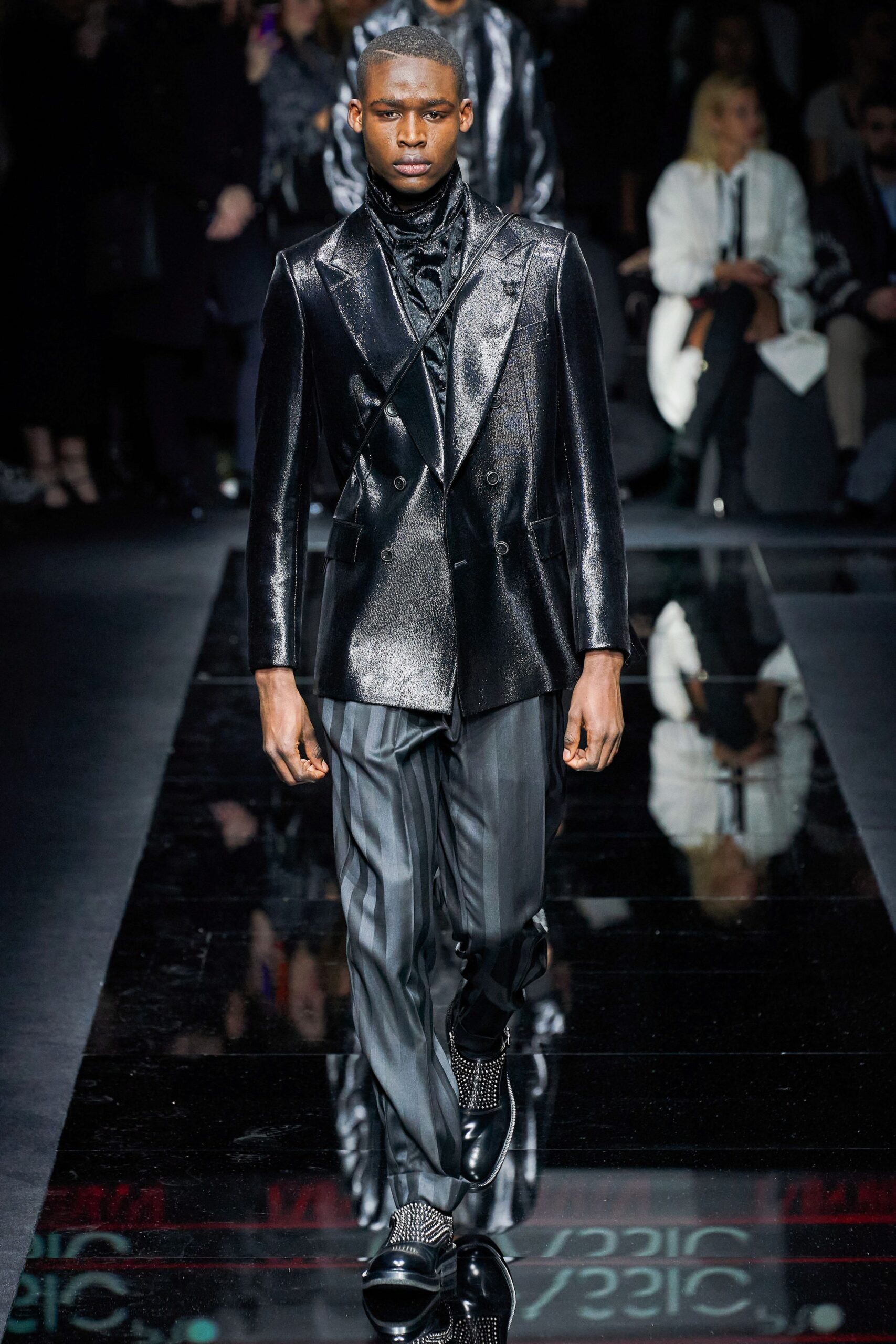 Emporio Armani F/W 20 Menswear Look 34
