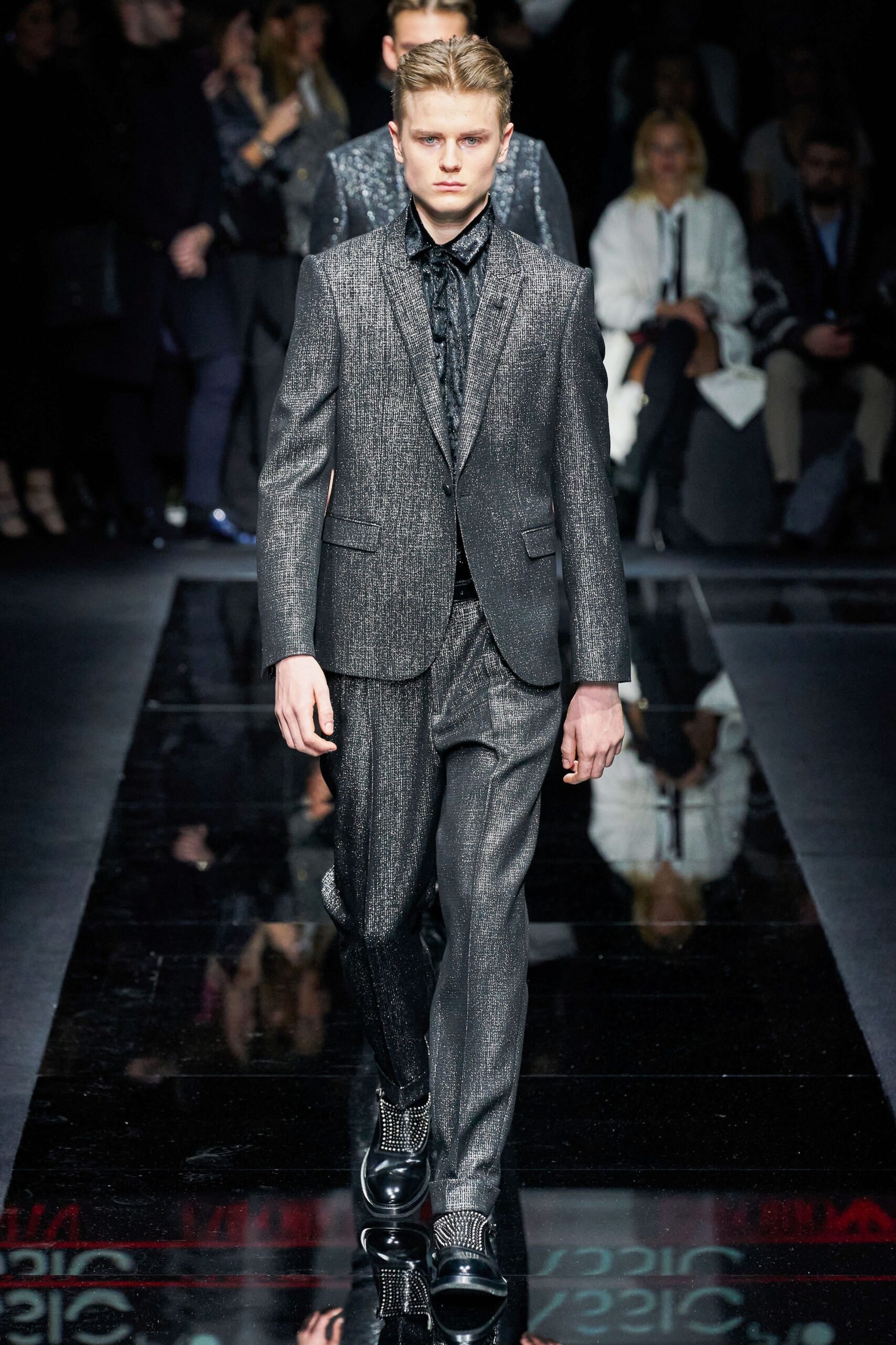 Emporio Armani F/W 20 Menswear Look 38