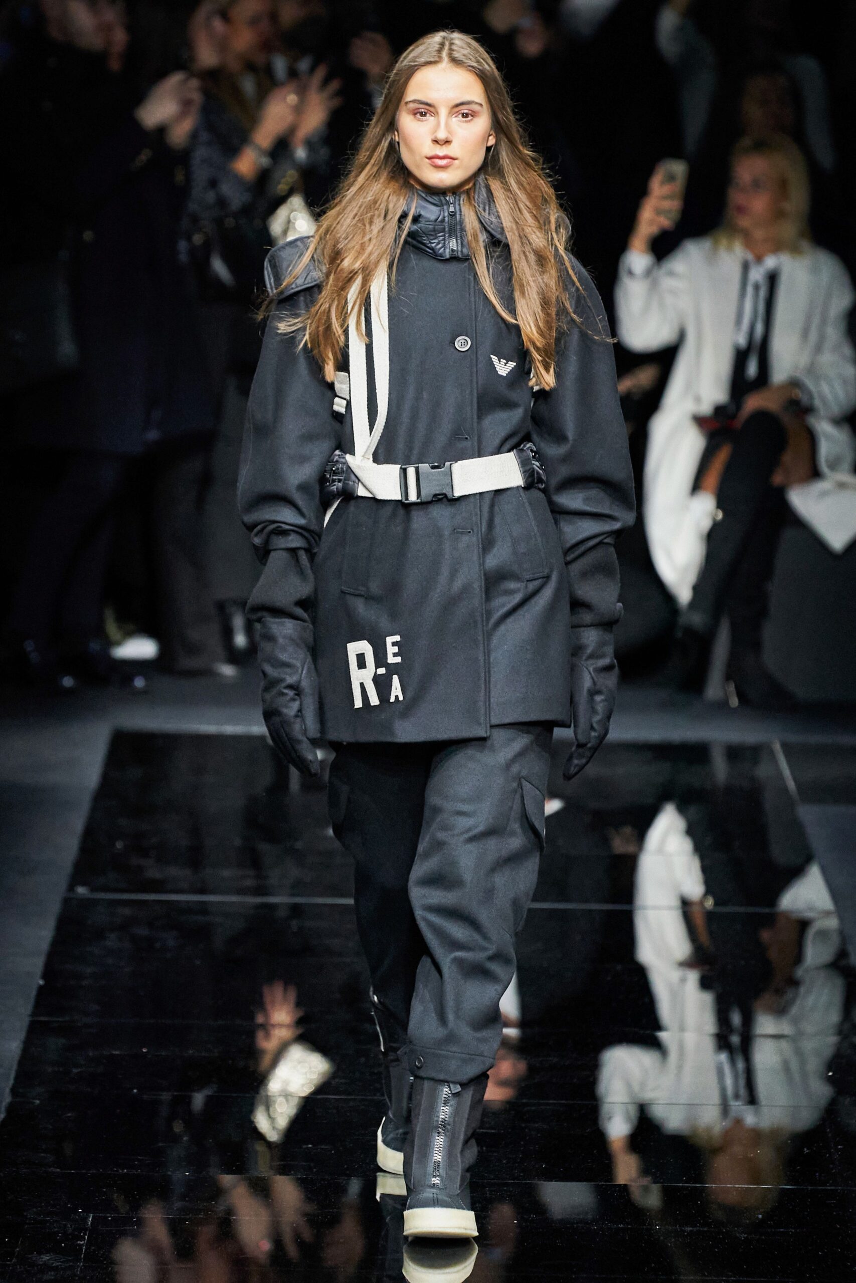 Emporio Armani F/W 20 Menswear Look 39