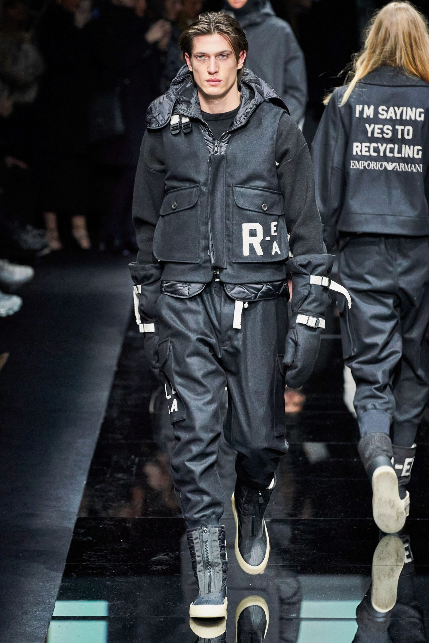 Emporio Armani F/W 20 Menswear Look 40
