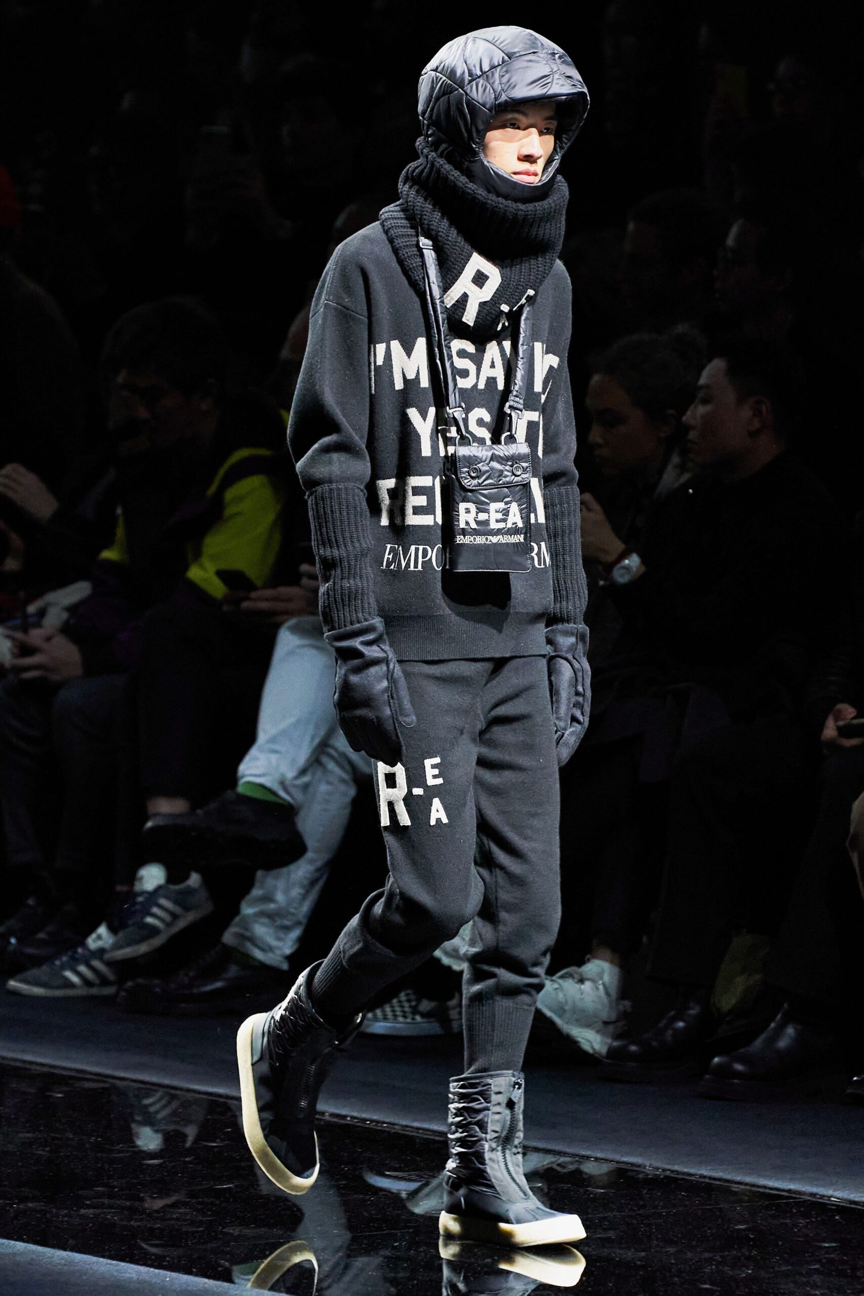 Emporio Armani F/W 20 Menswear Look 51