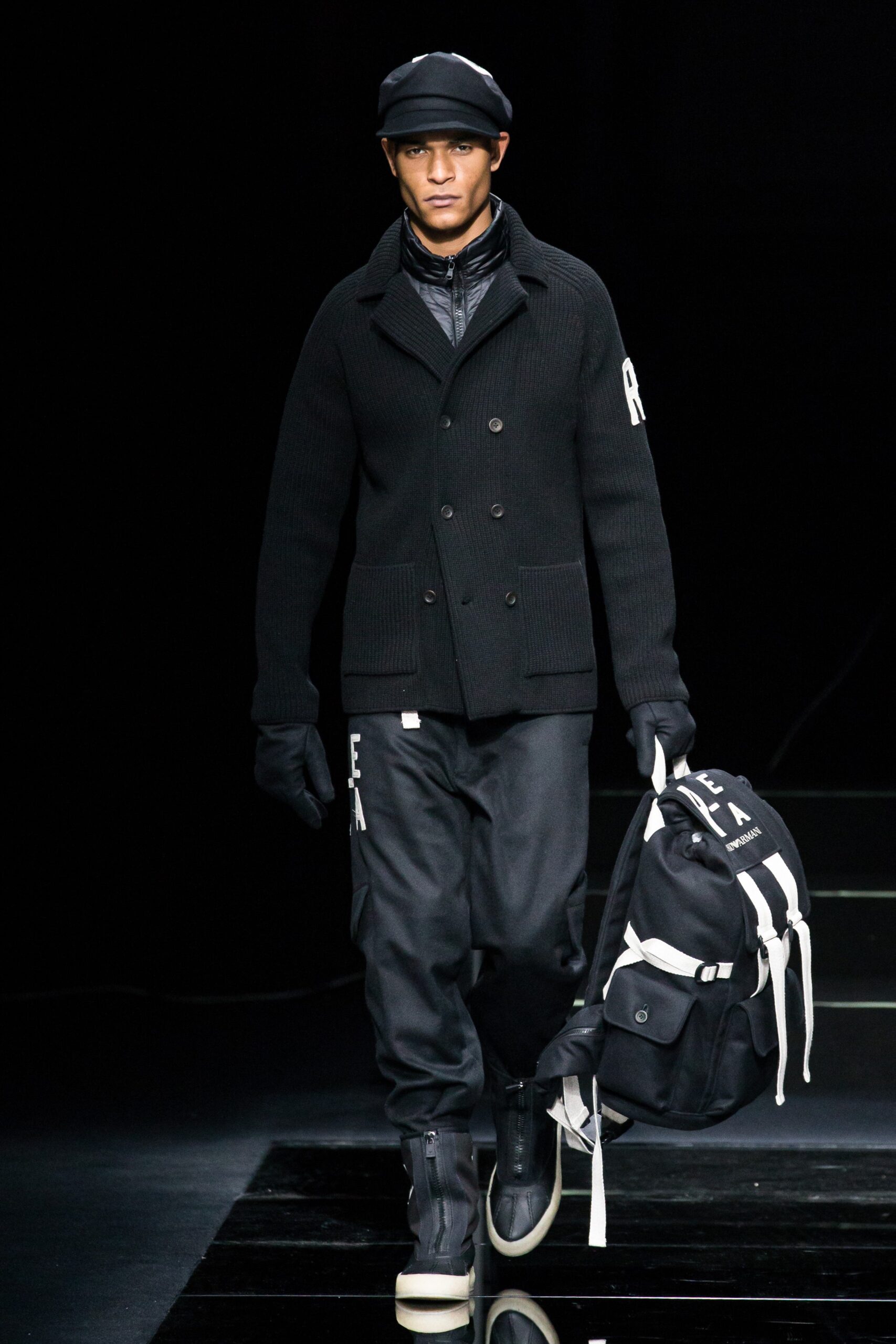Emporio Armani F/W 20 Menswear Look 54