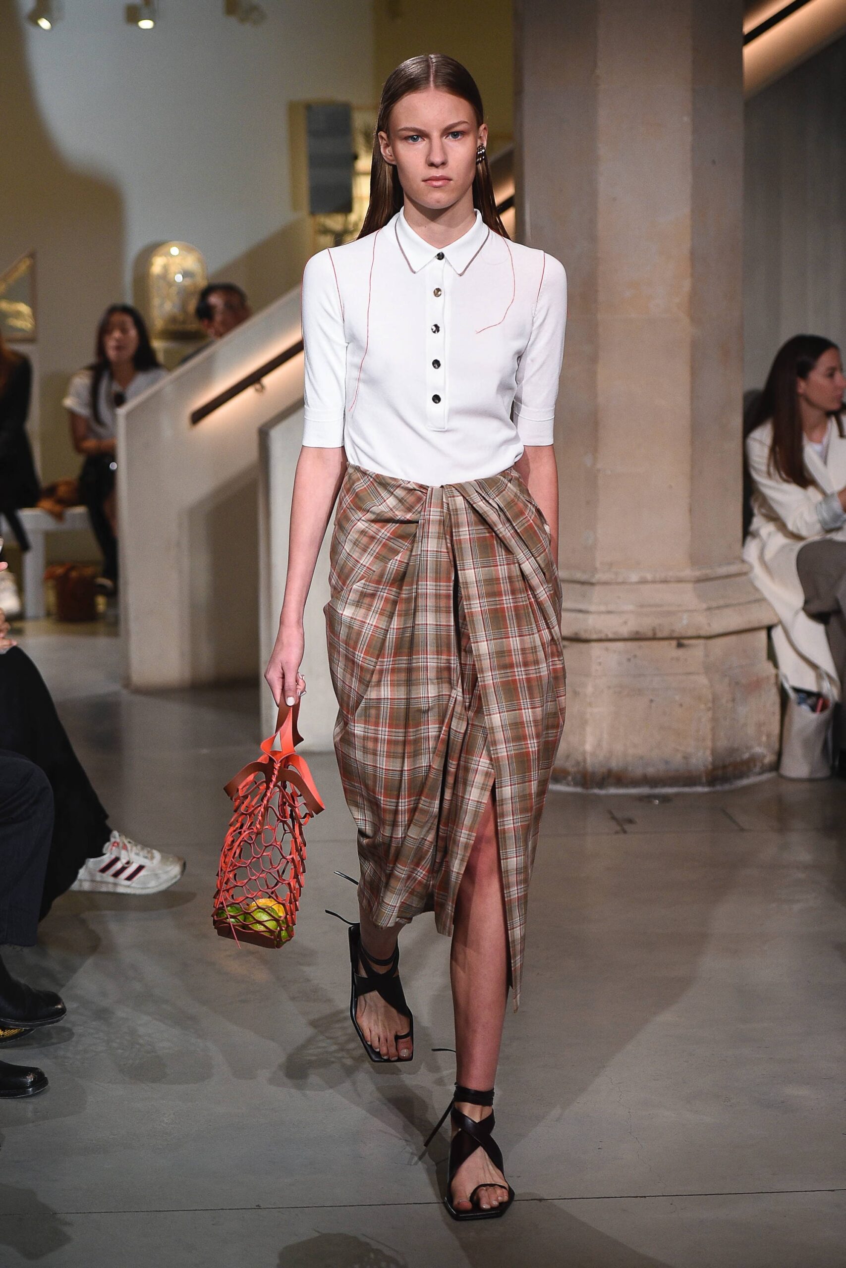 Eudon Choi S/S 19 Look 18