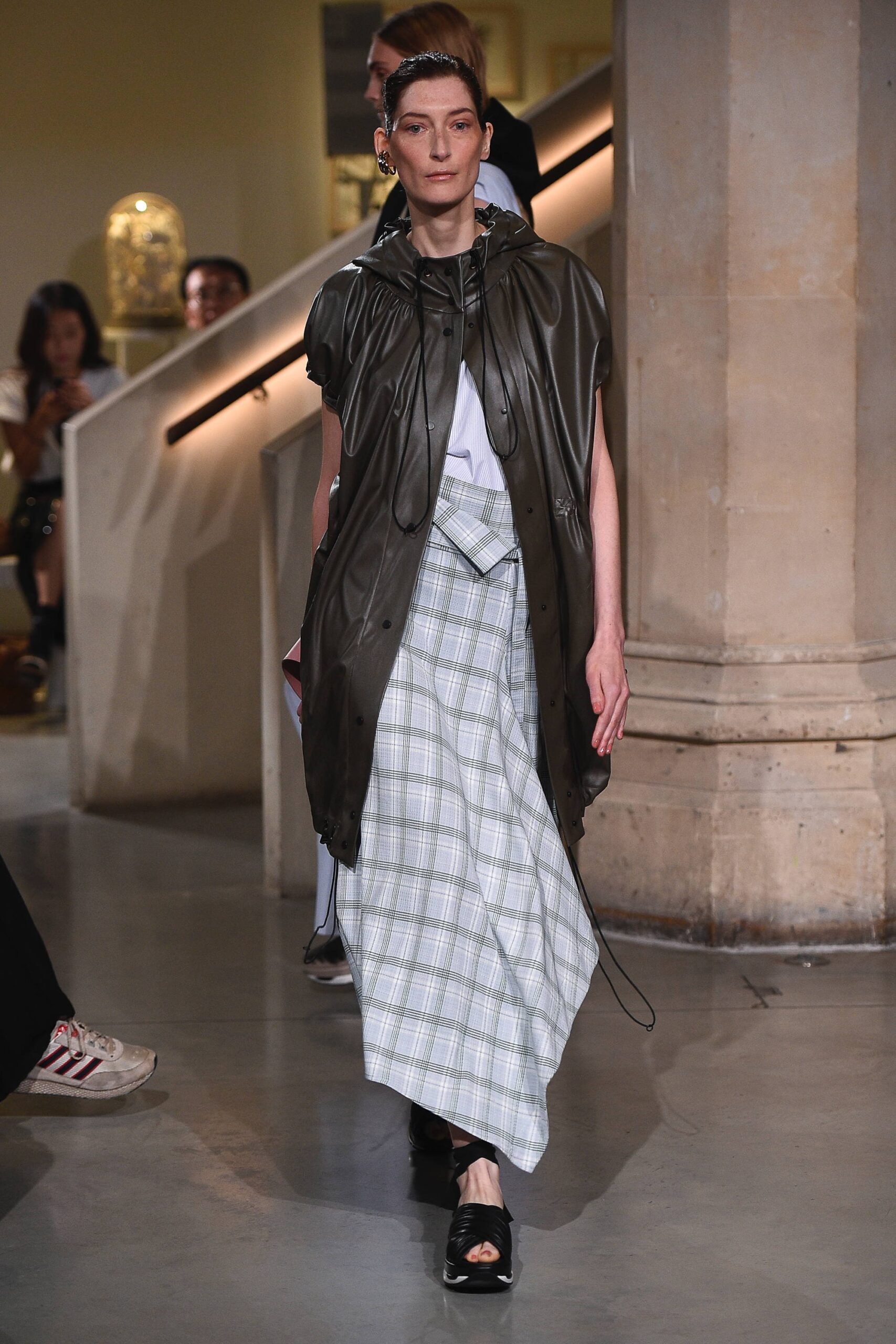 Eudon Choi S/S 19 Look 25