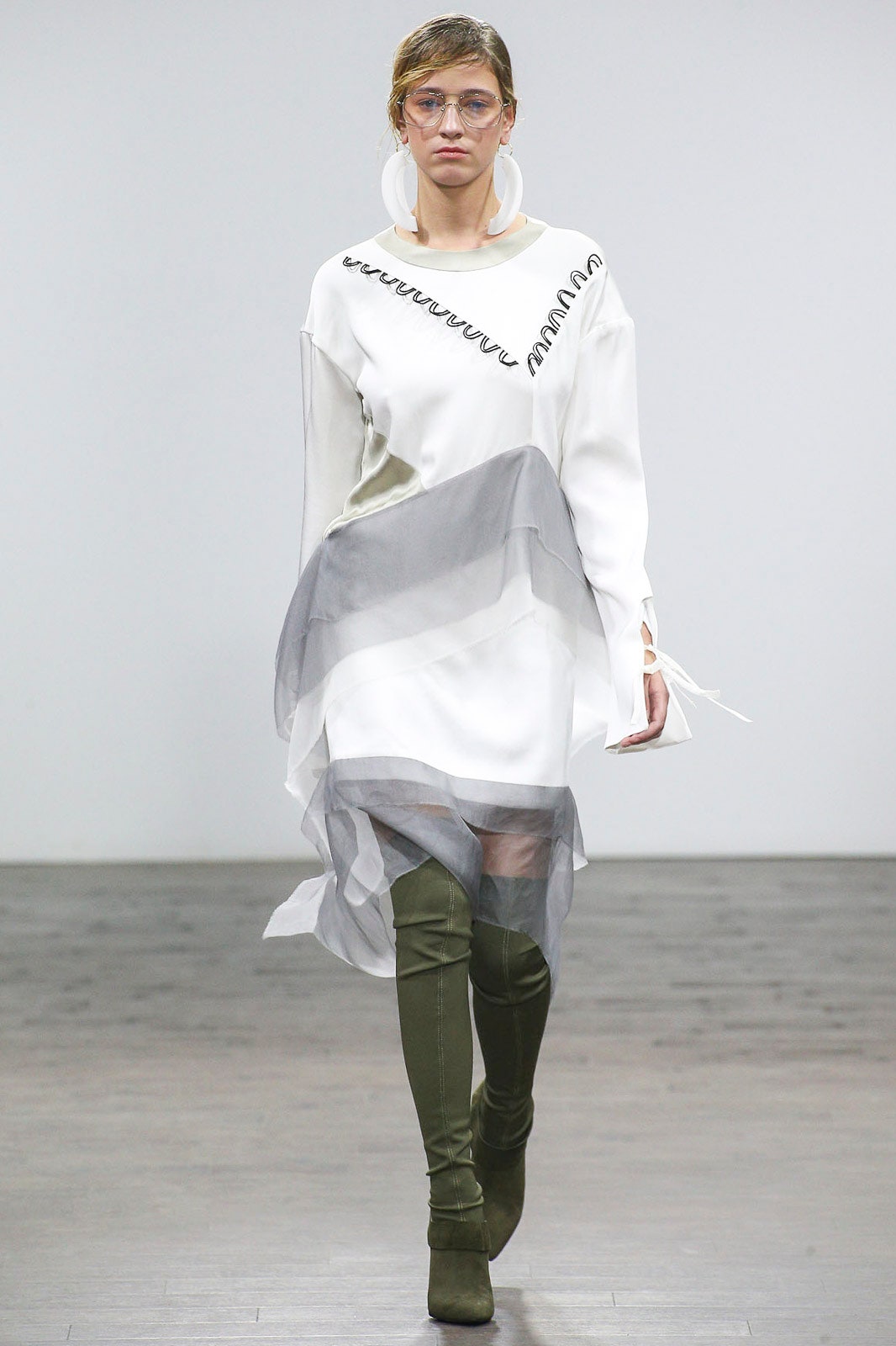 Eloshi Tbilisi S/S 17 Look 16