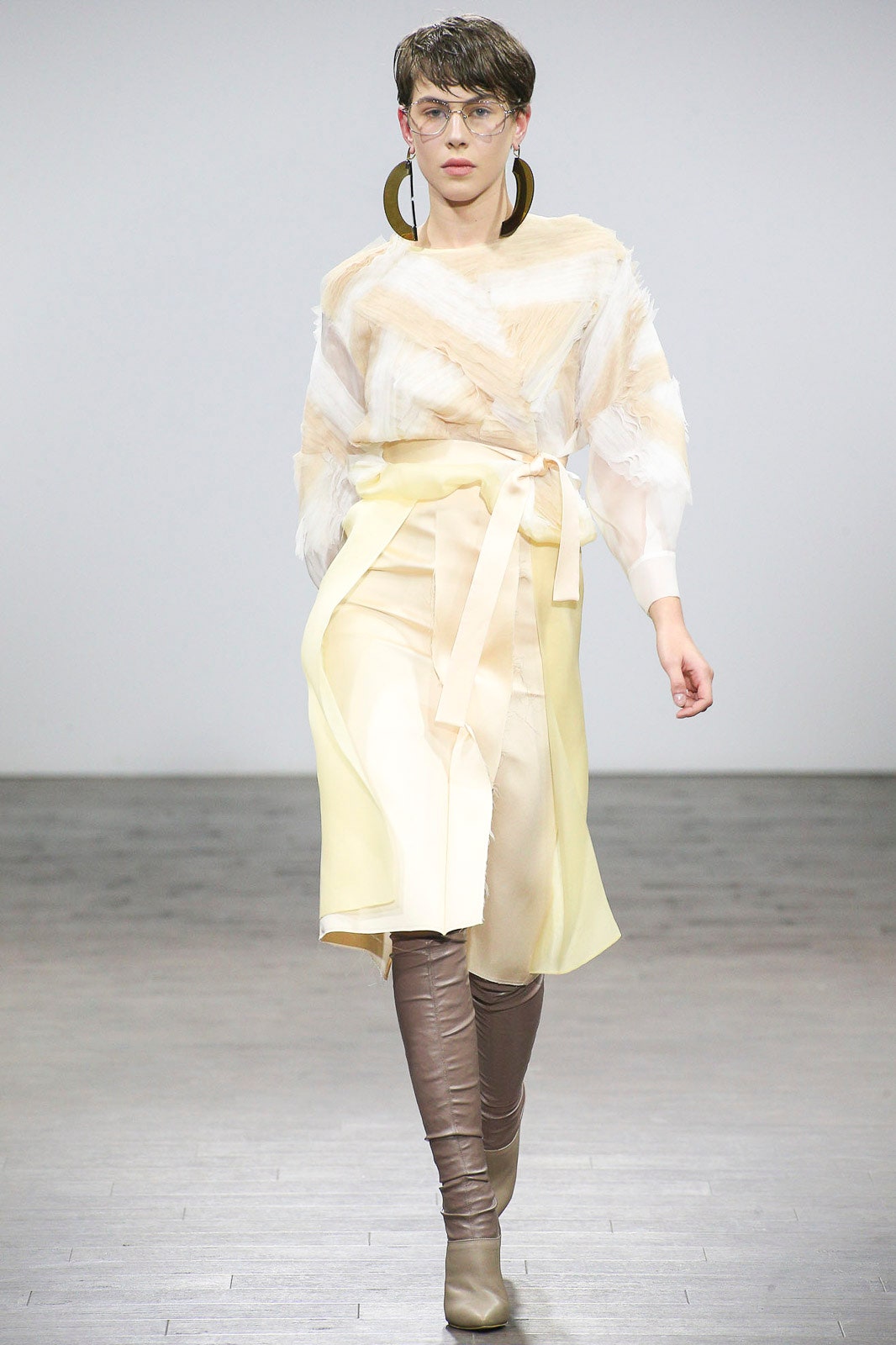 Eloshi Tbilisi S/S 17 Look 23