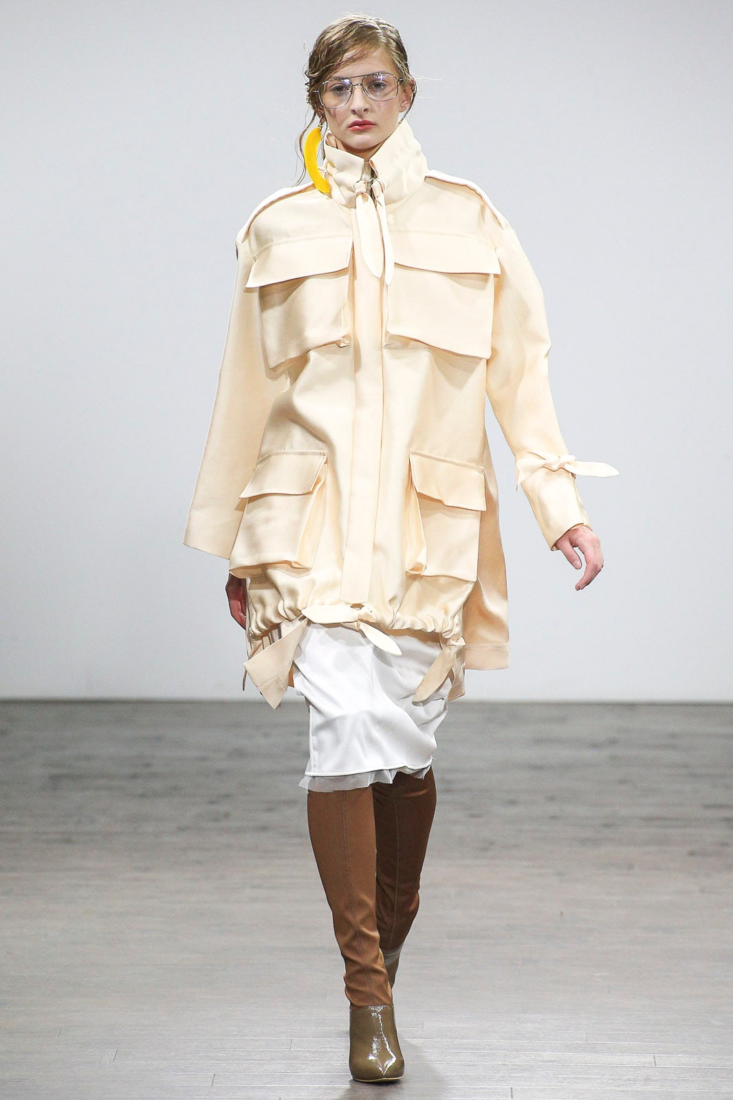 Eloshi Tbilisi S/S 17 Look 25
