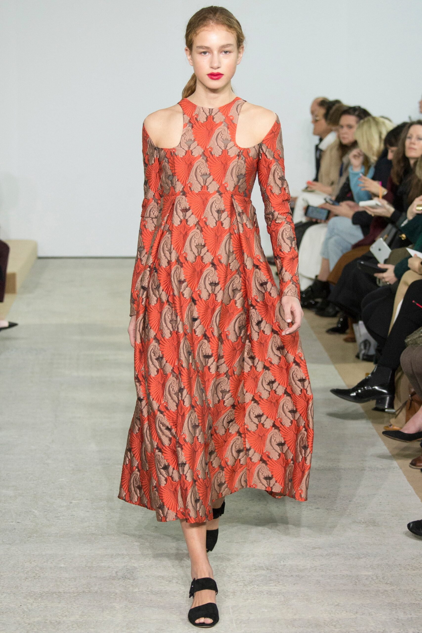 Emilia Wickstead F/W 16 Look 19