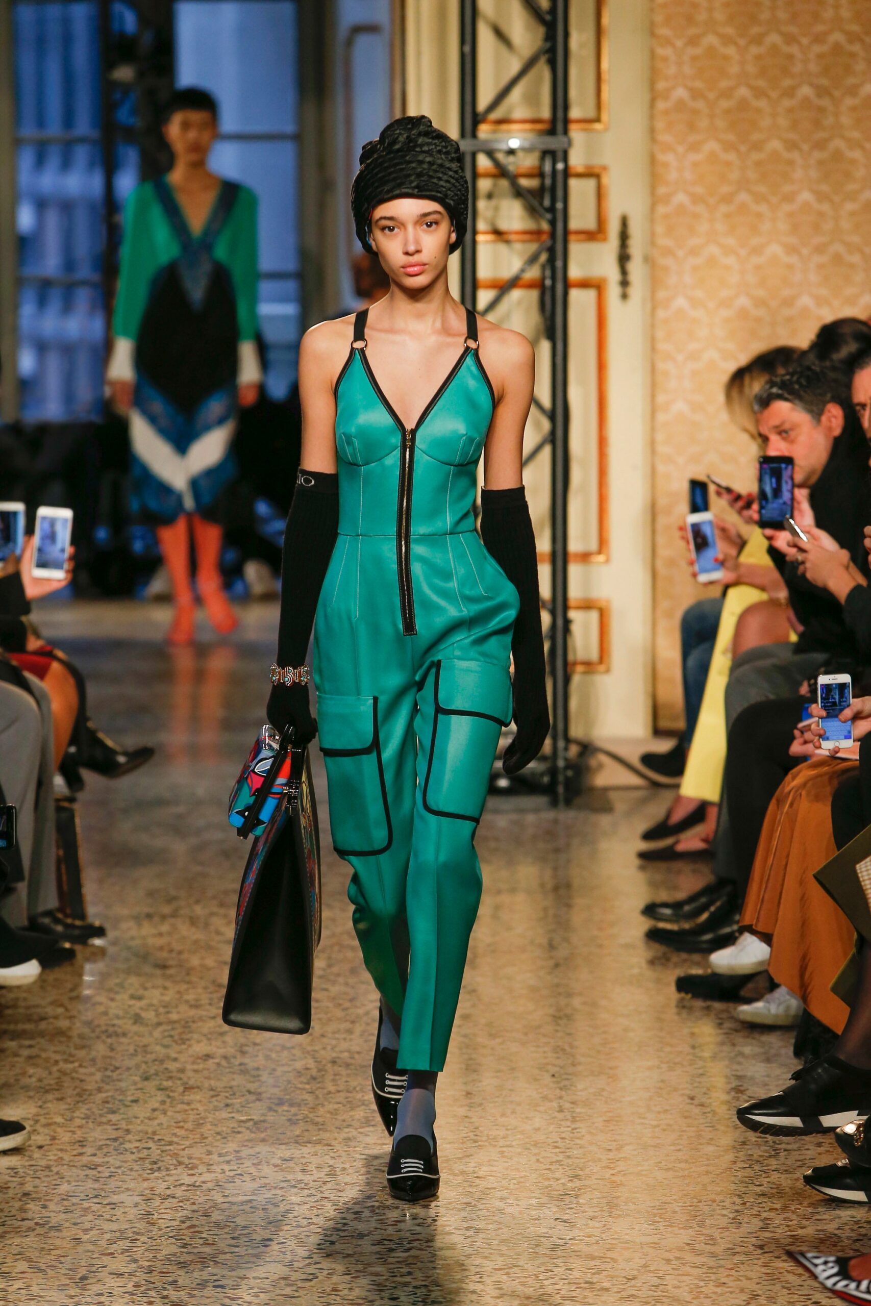 Emilio Pucci F/W 18 Look 37